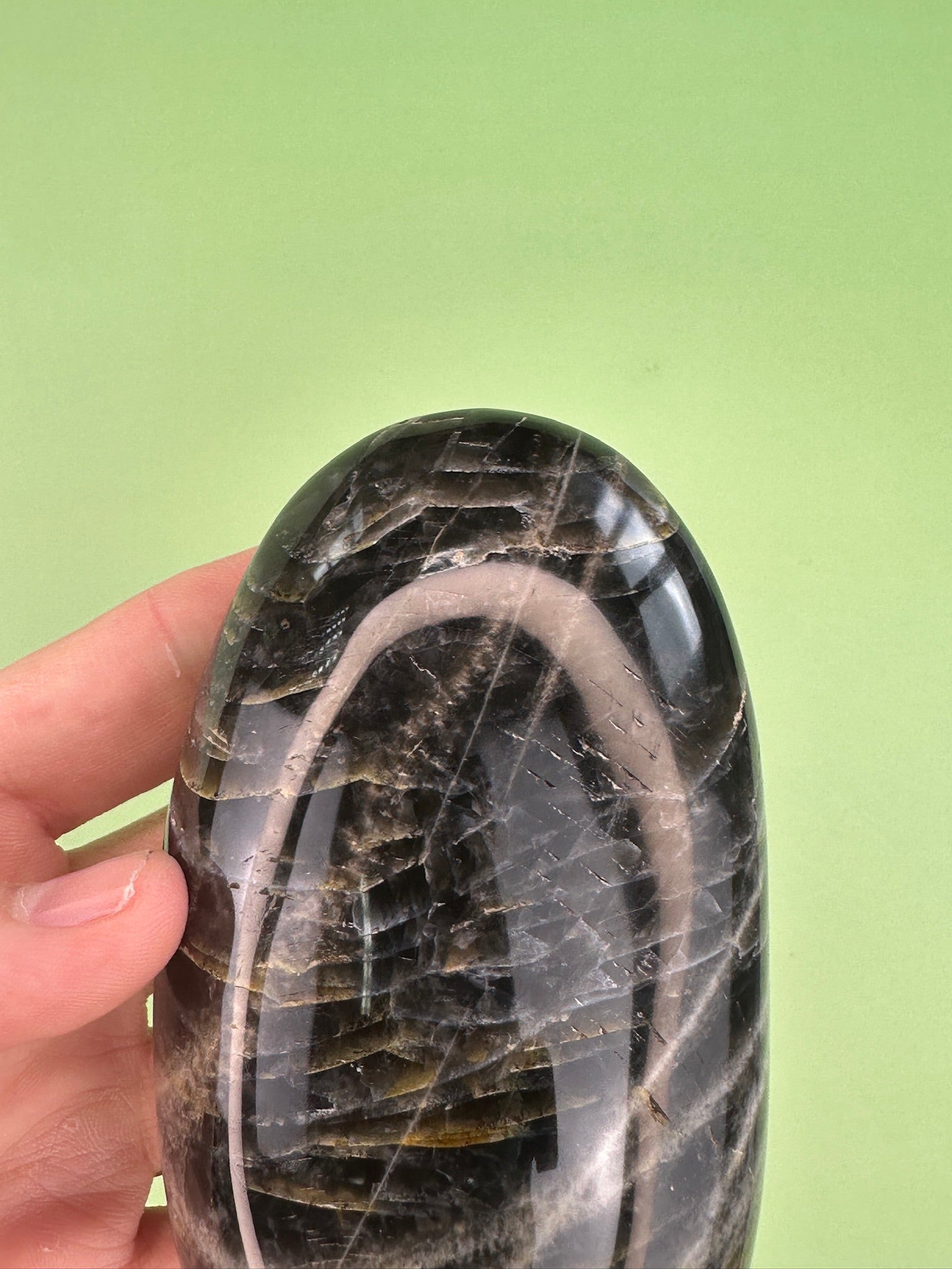 Black moonstone - Free form