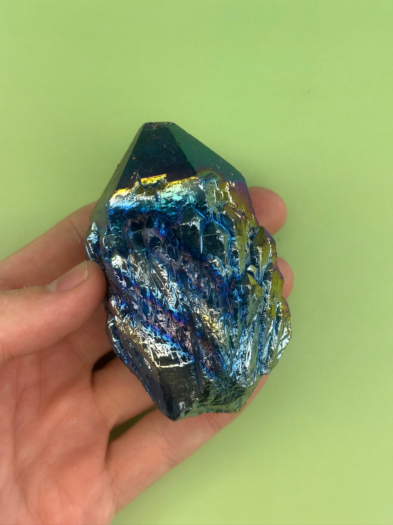 Titanium aura quartz - Rough point