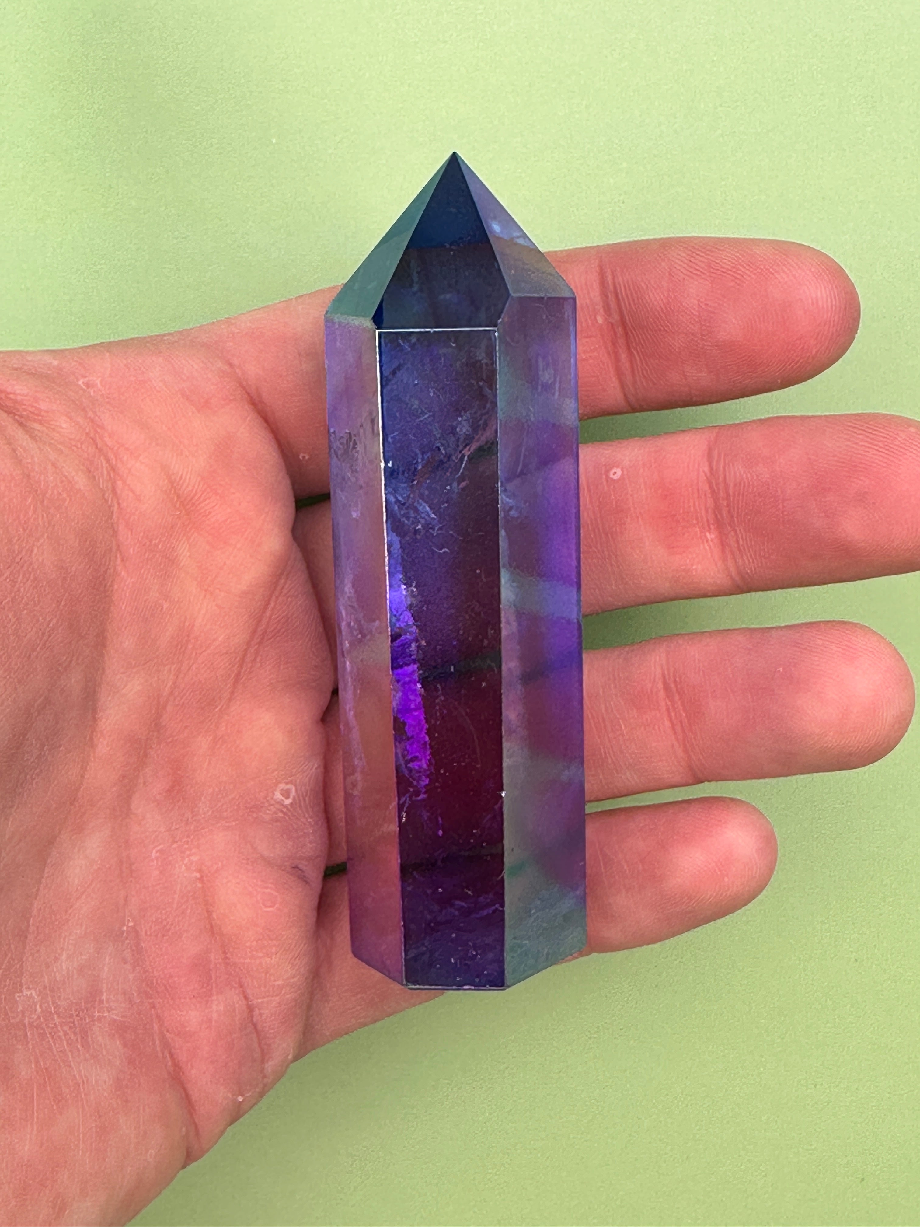 Blue-pink aura quartz - Tower