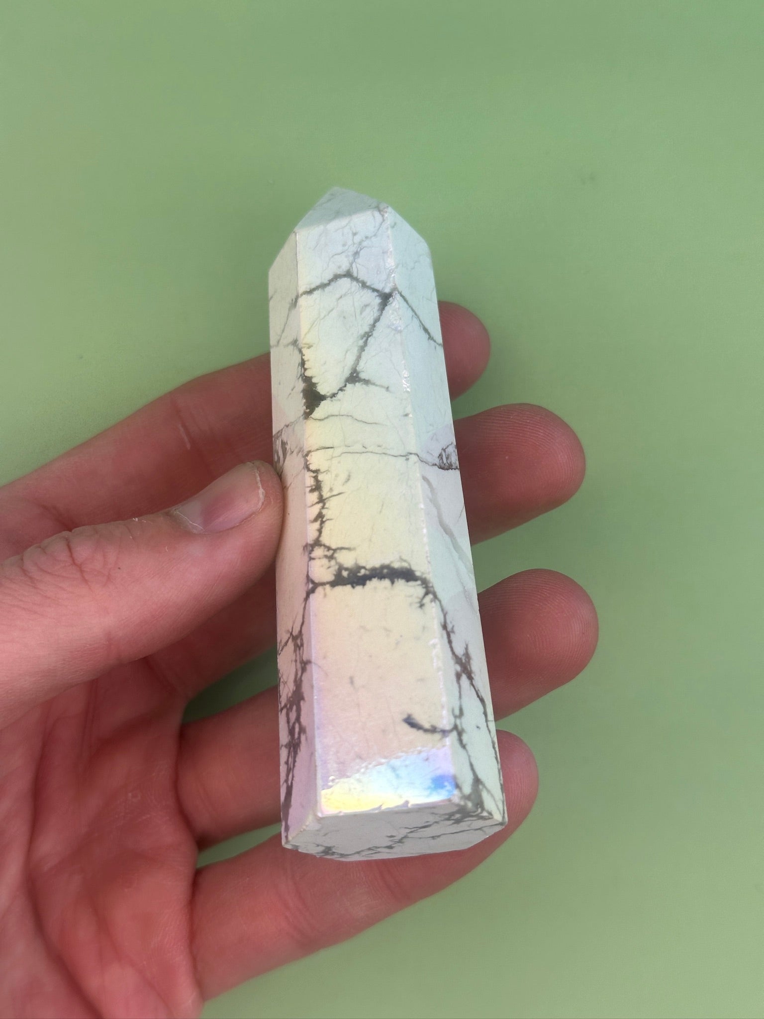 Aura howlite - Tower