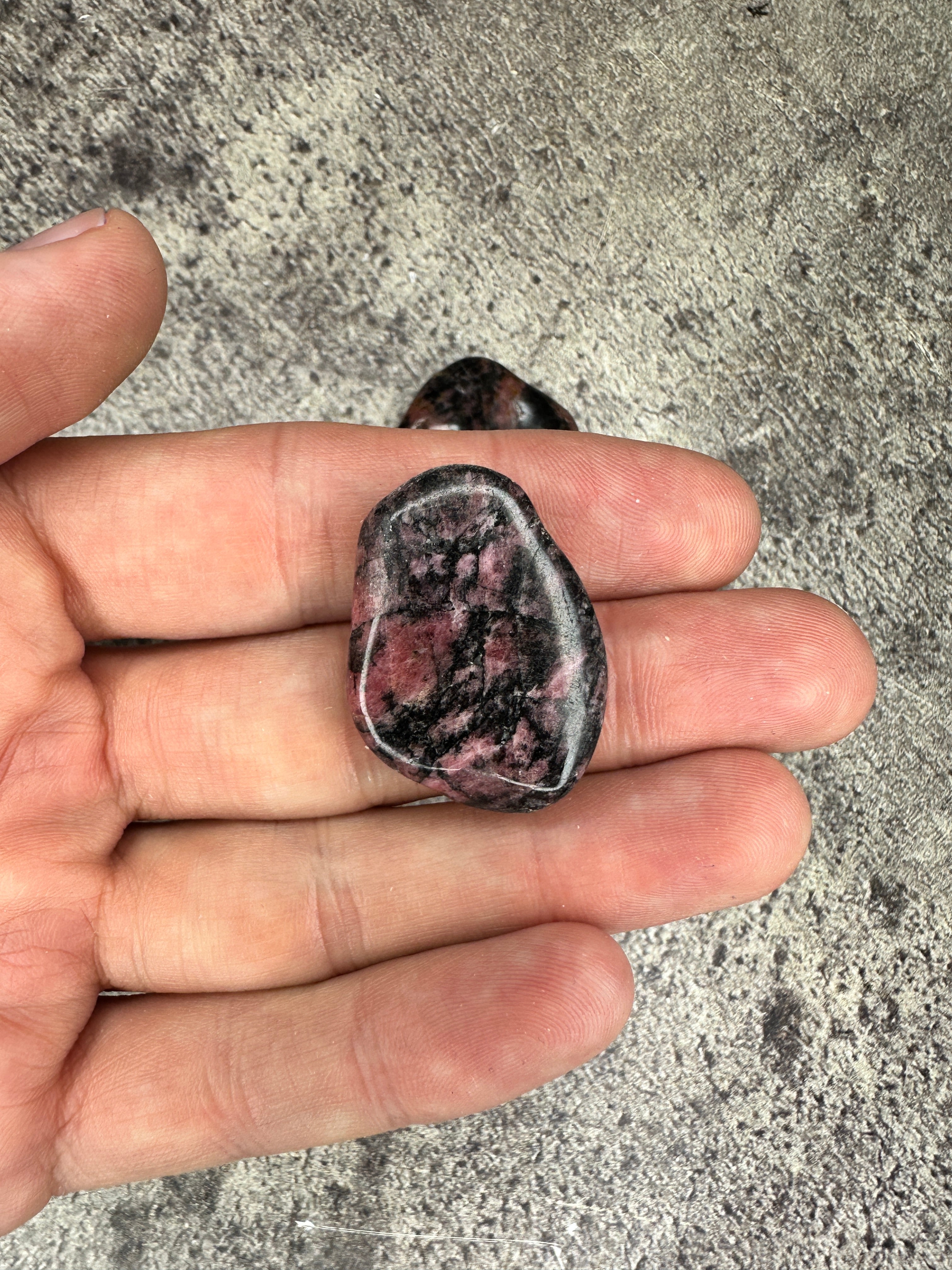 Rhodonite - Tumblestone