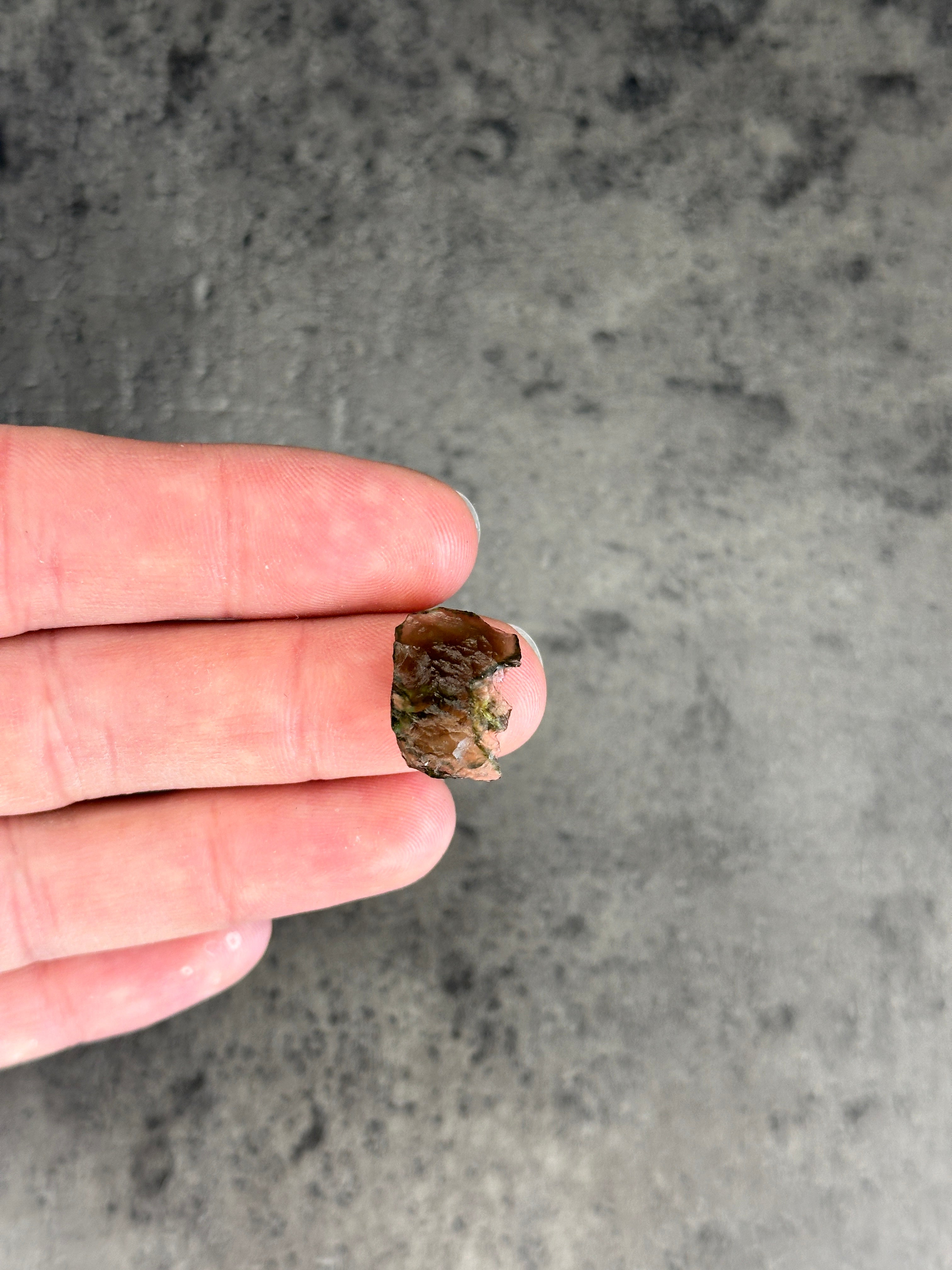 Moldavite - Rough/raw pieces