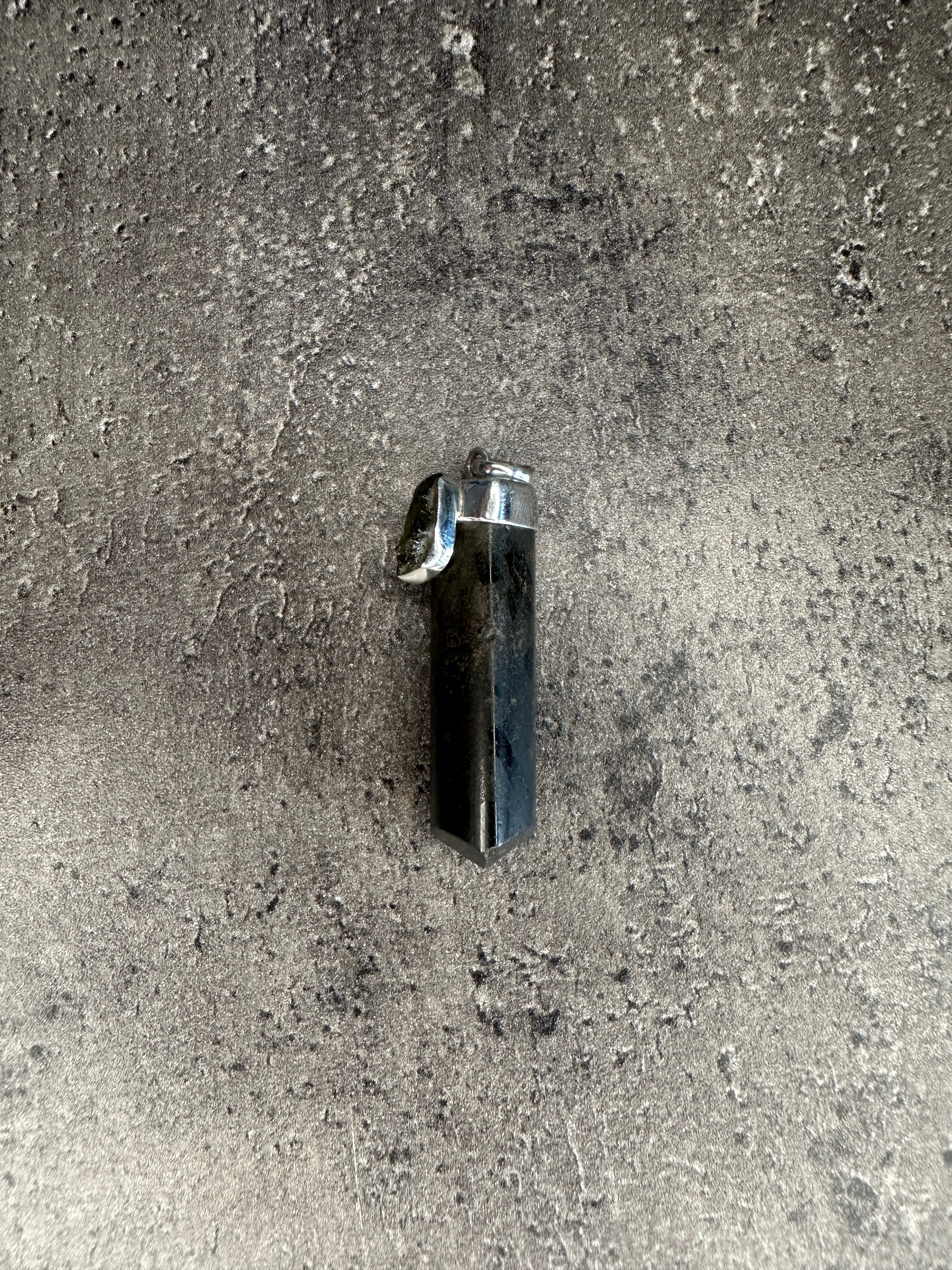 Moldavite and tourmaline - Pendant