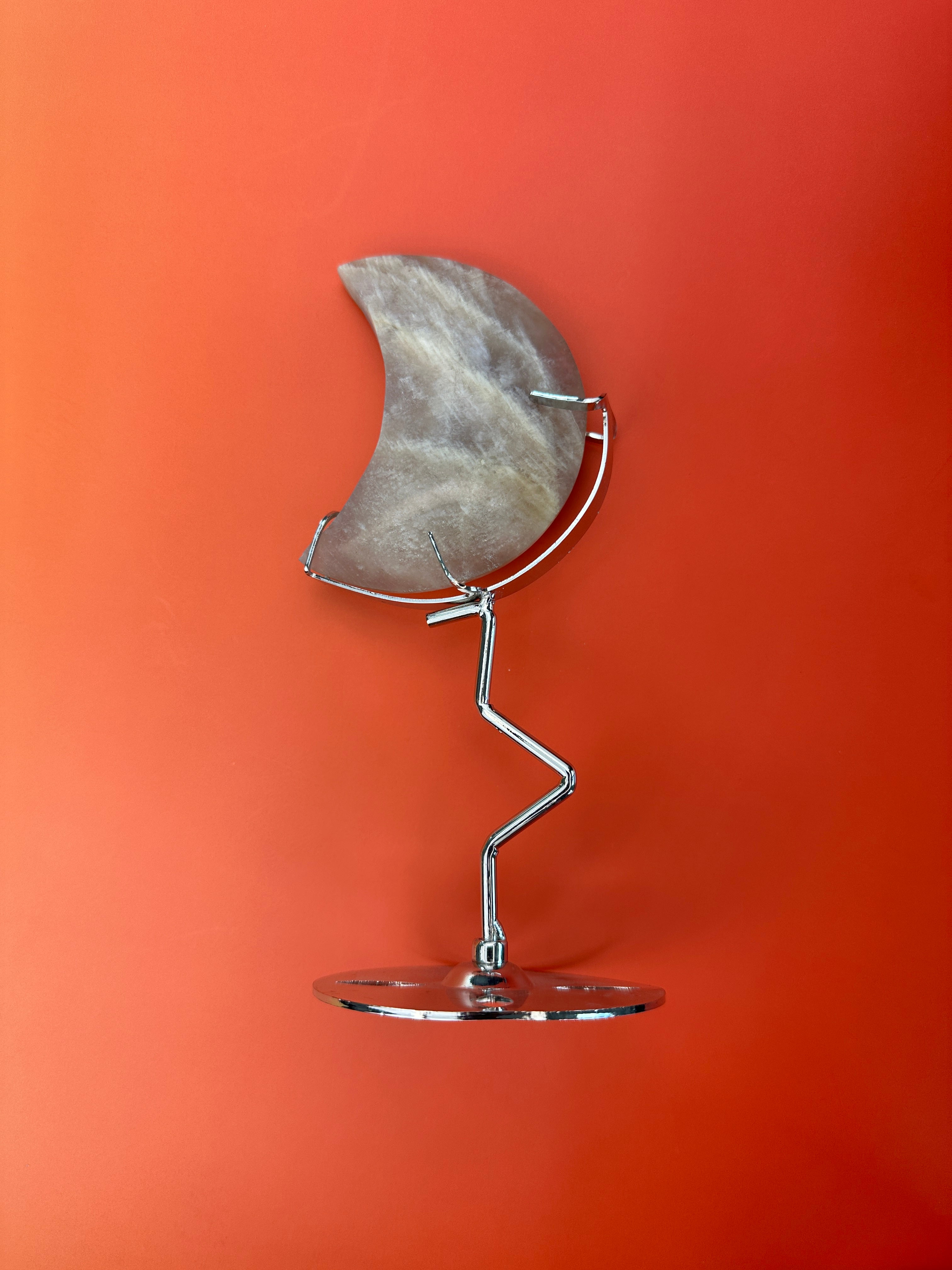 Peach moonstone - Moon on stand