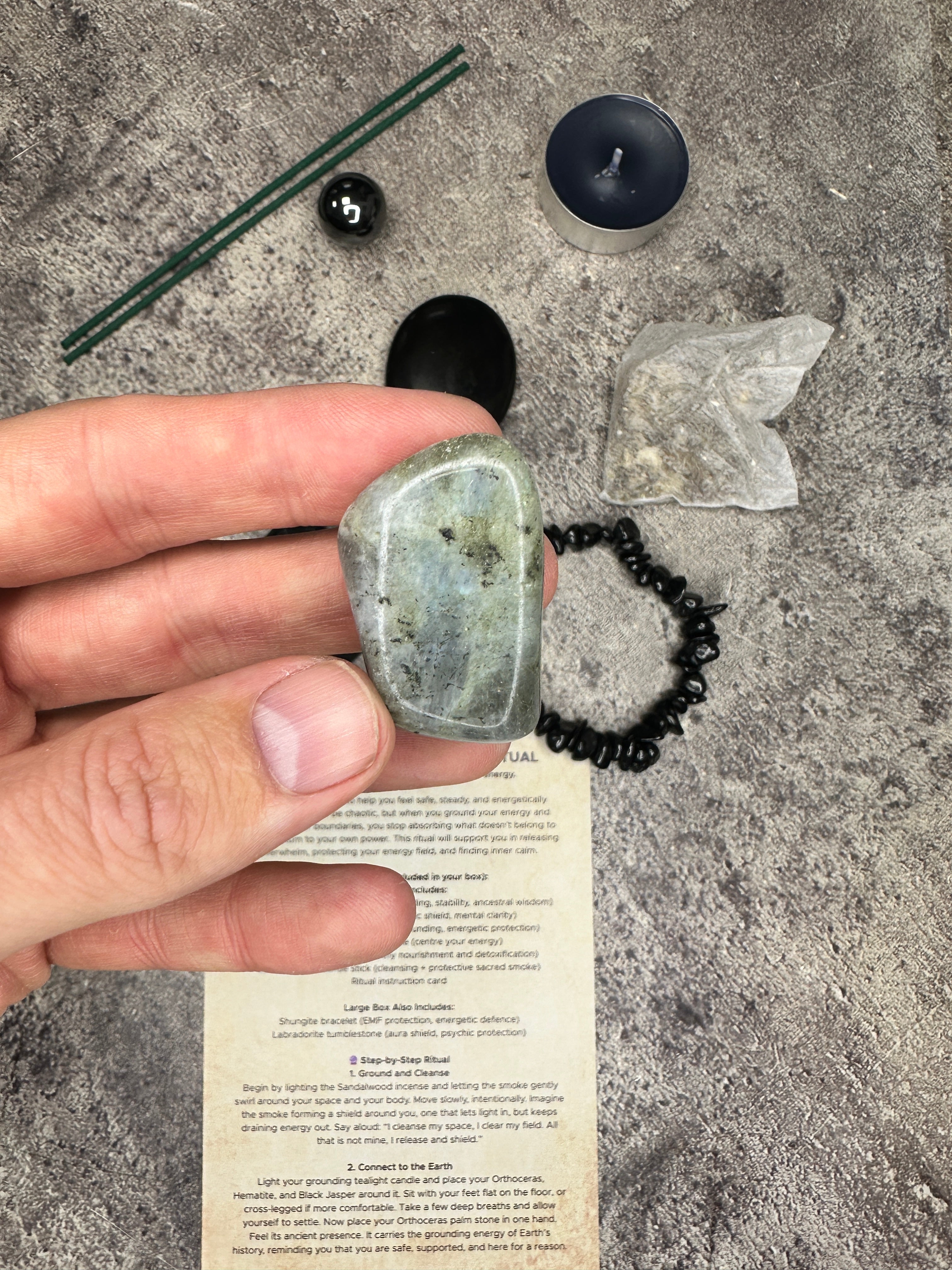 Grounding and protection - Ritual box