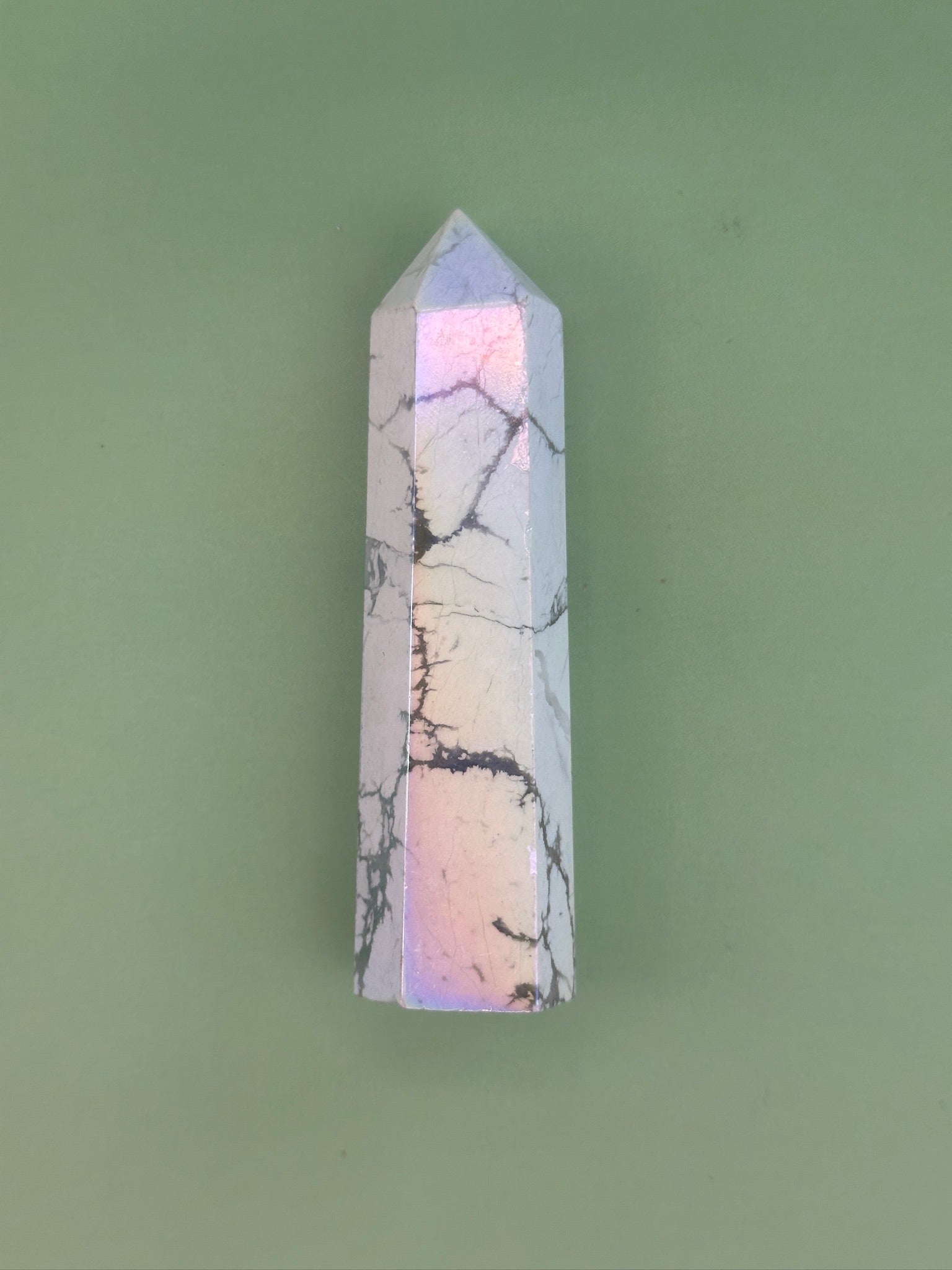 Aura howlite - Tower
