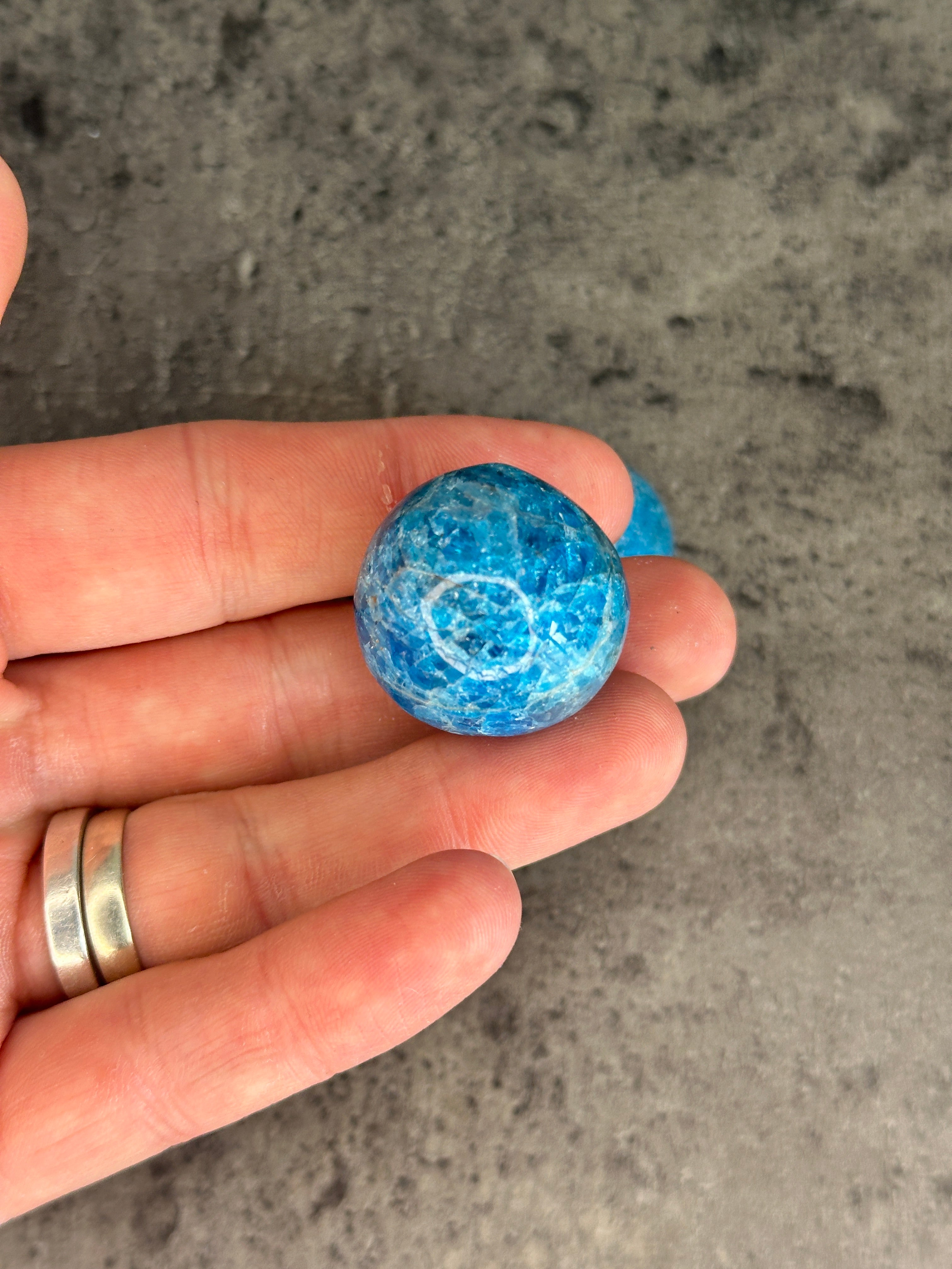 Apatite - Tumblestone (Blue)