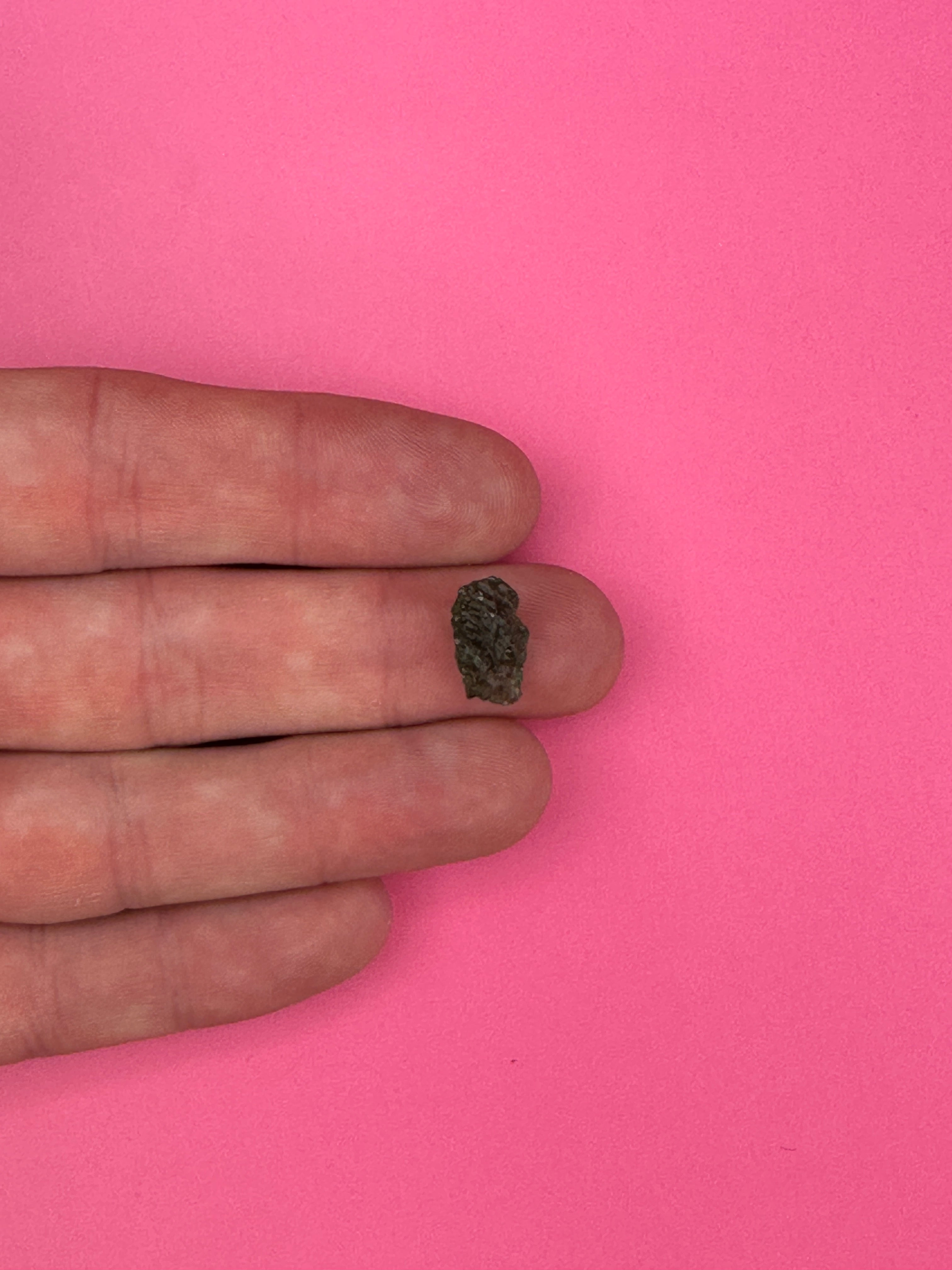 Moldavite - Rough/raw pieces