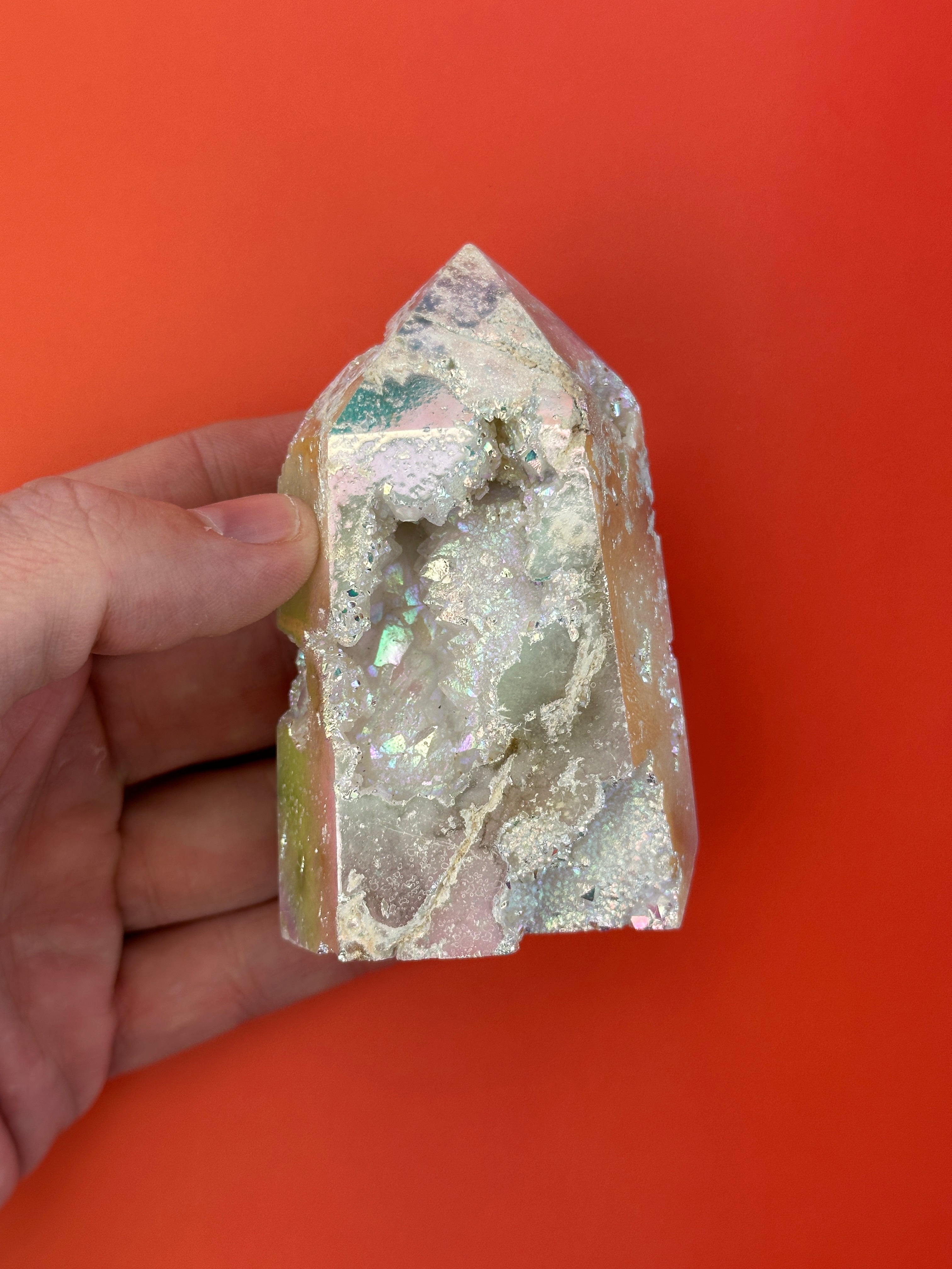 Angel aura - Rough tower with druzy