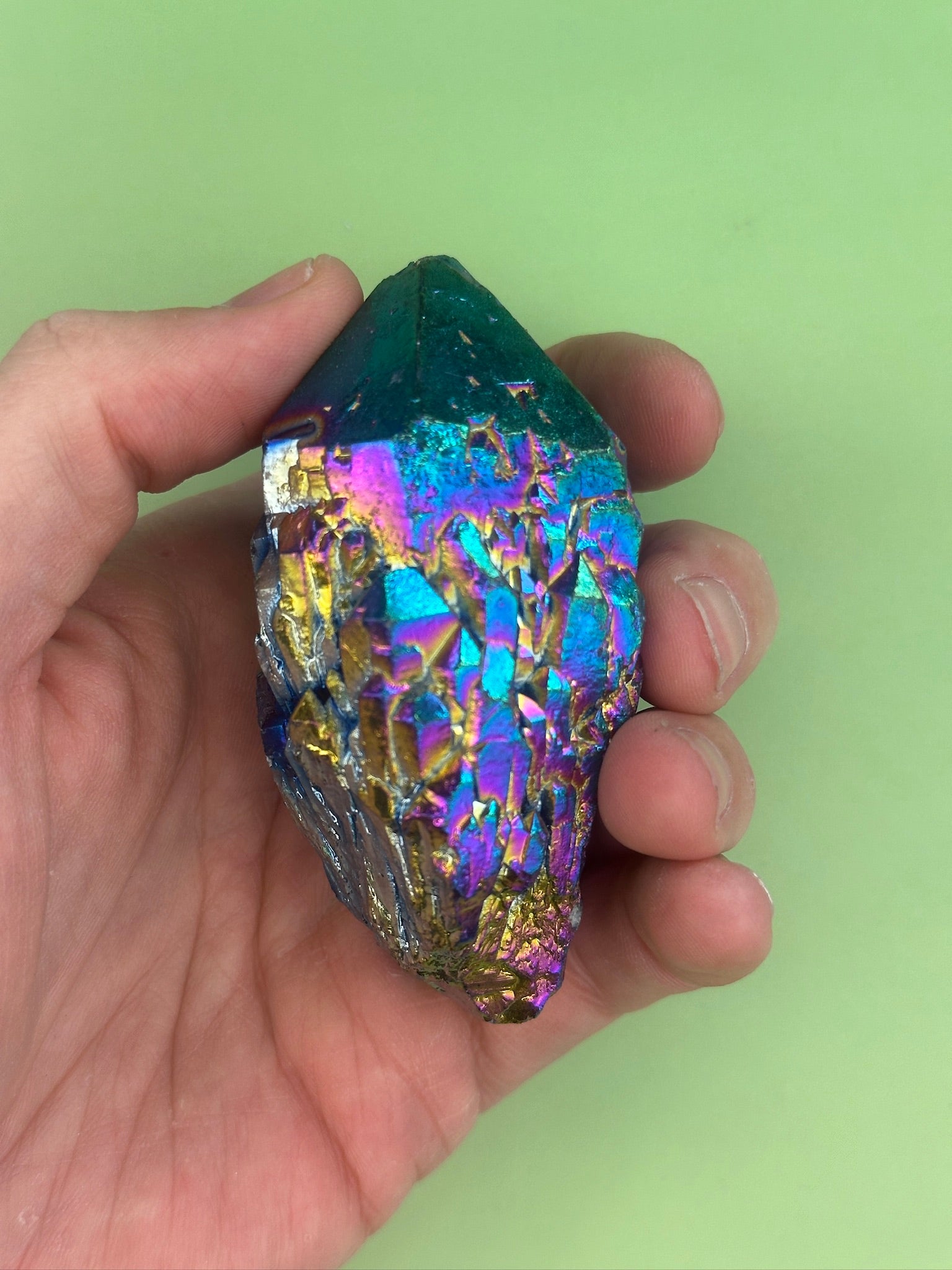 Titanium aura quartz - Rough point