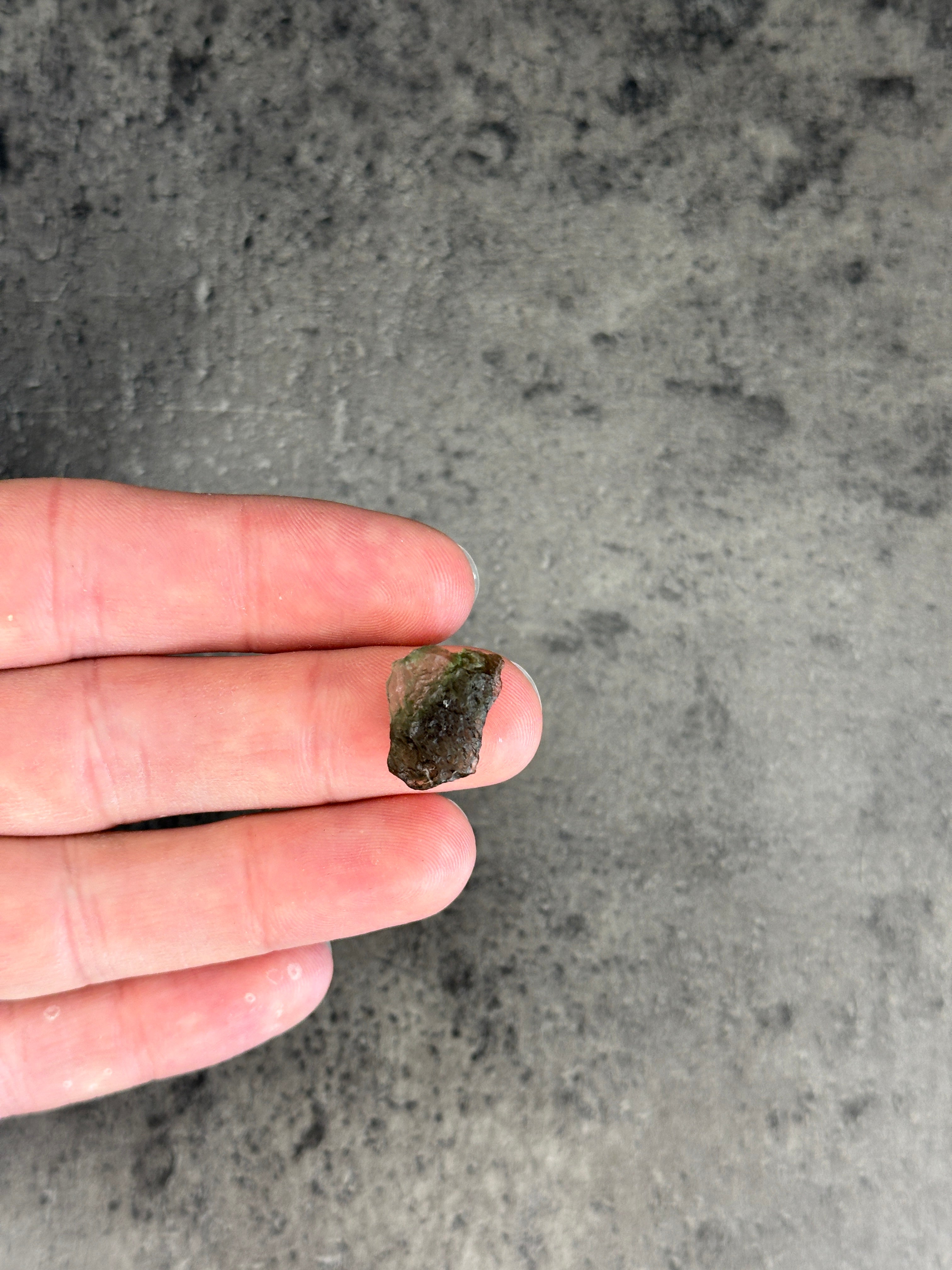Moldavite - Rough/raw pieces