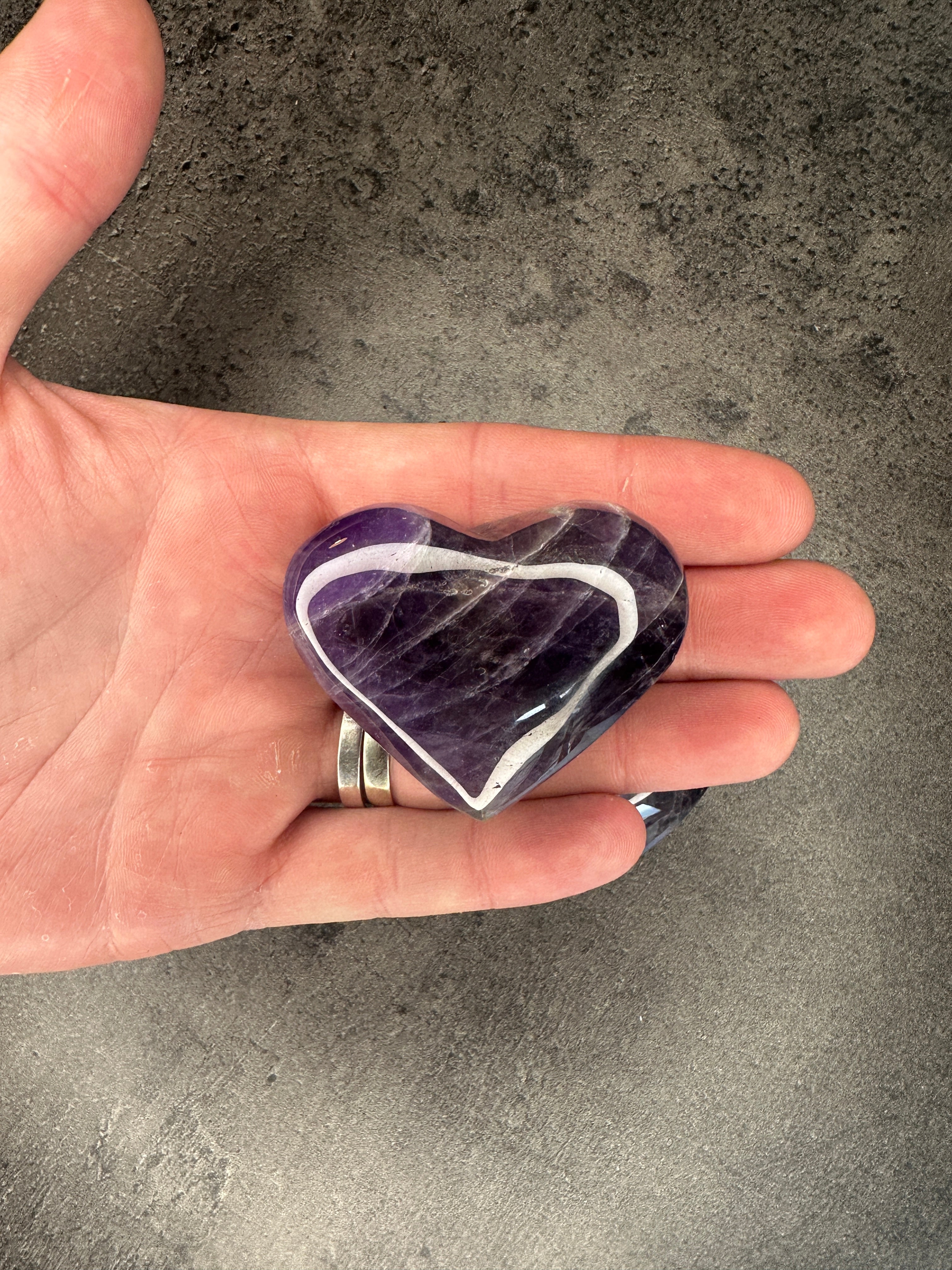 Amethyst - Large heart