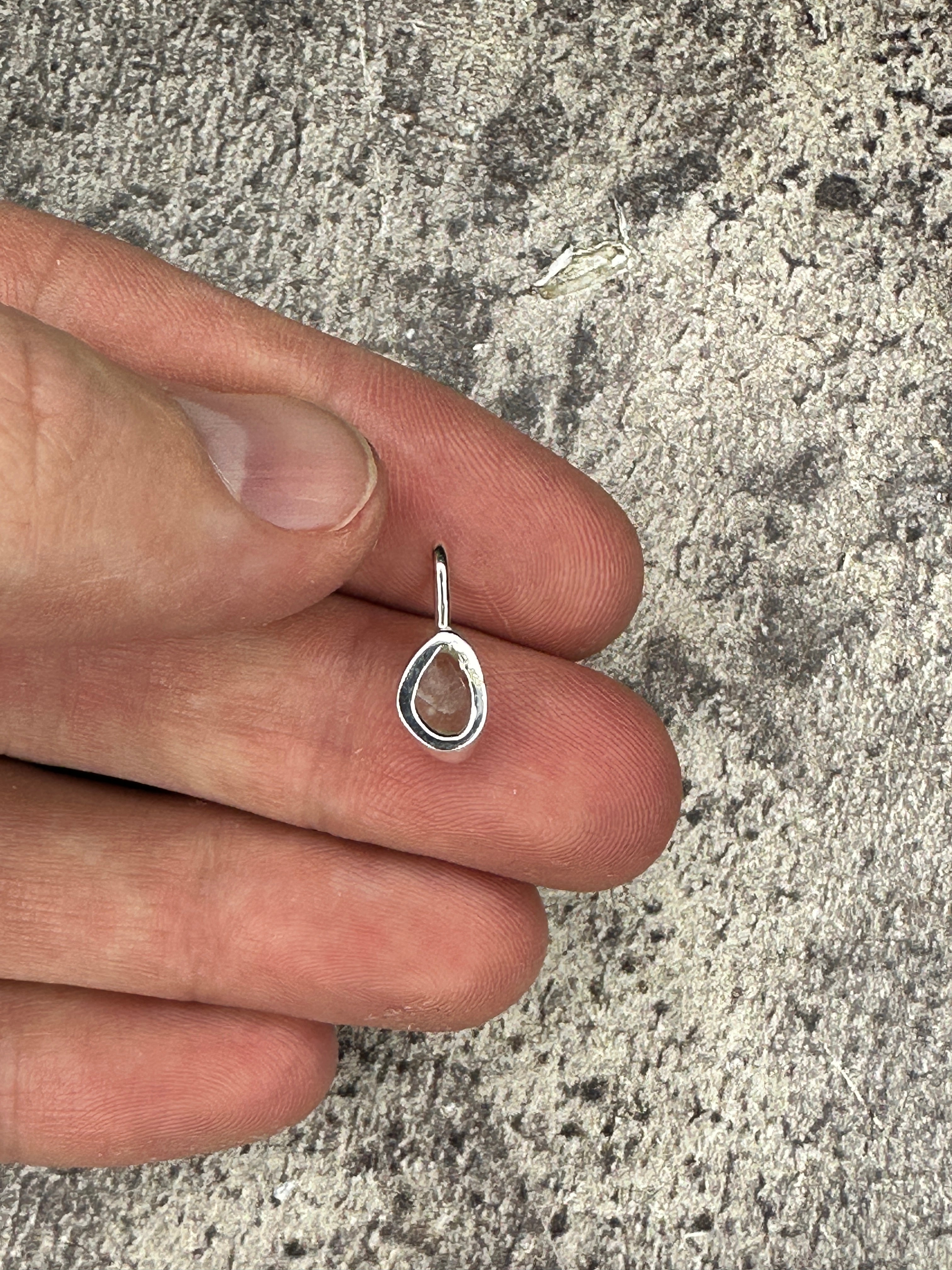 Libyan desert glass - Mini necklace pendant