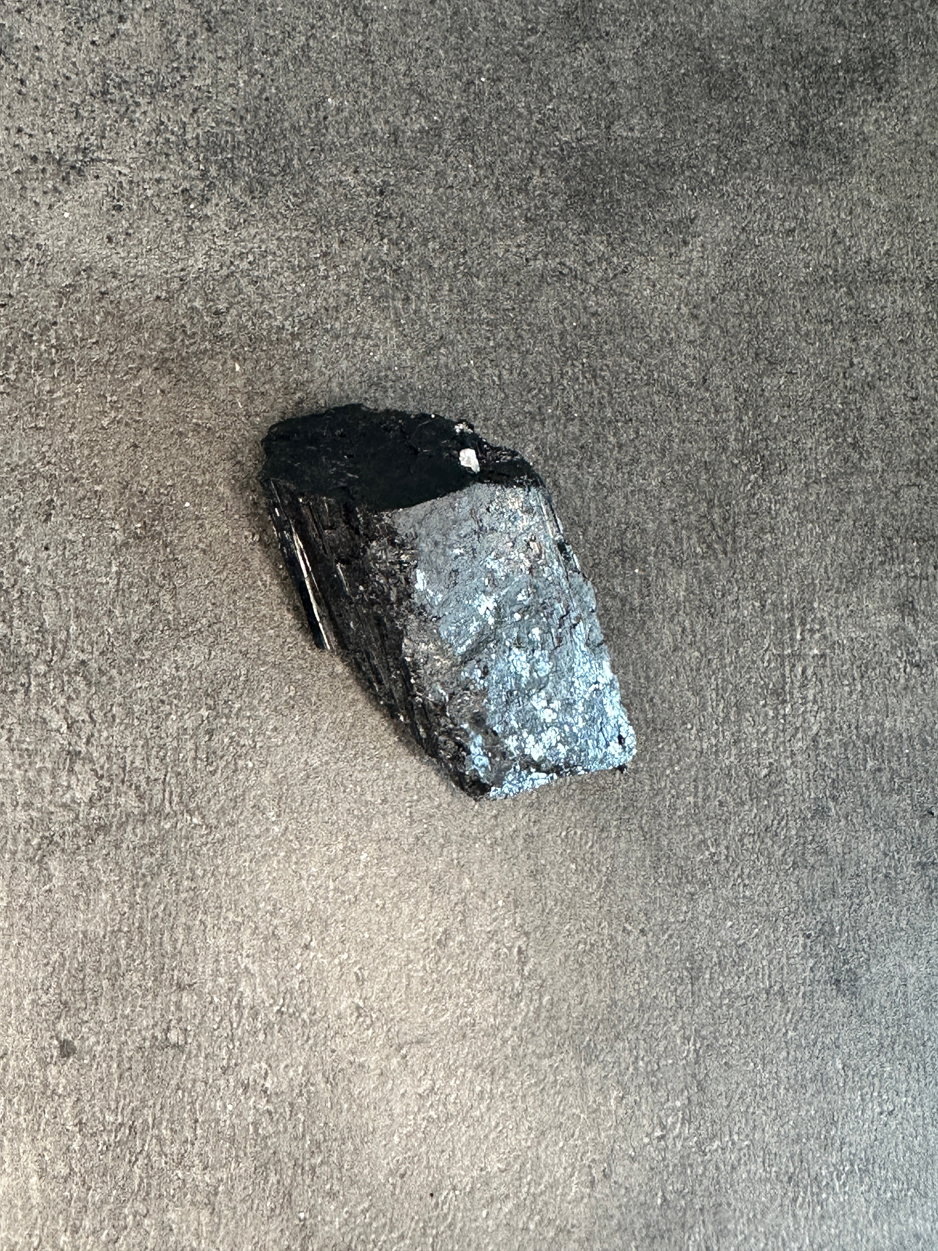Black tourmaline - Large rough chunk