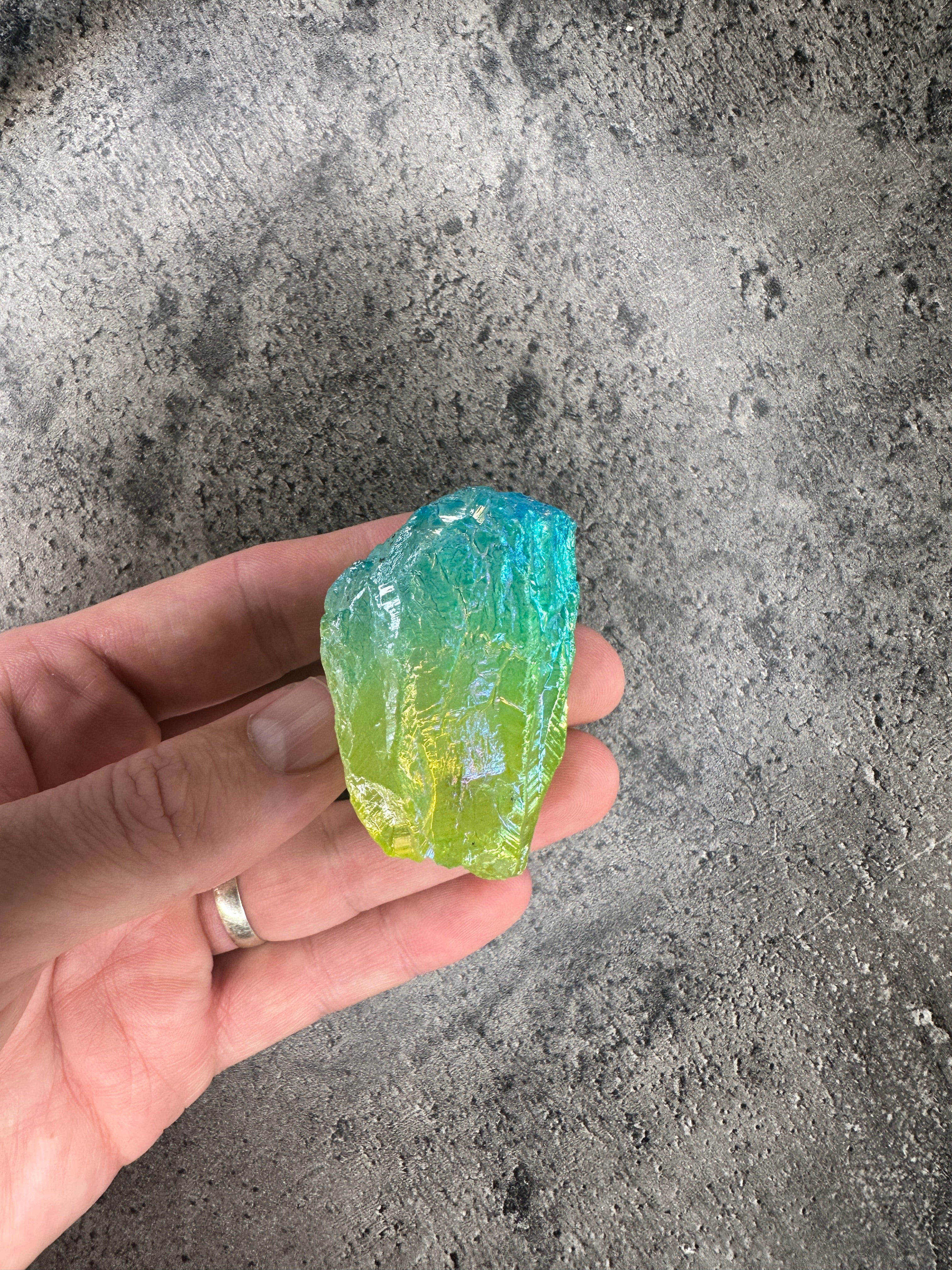 Green-yellow aura quartz - Rough chunk