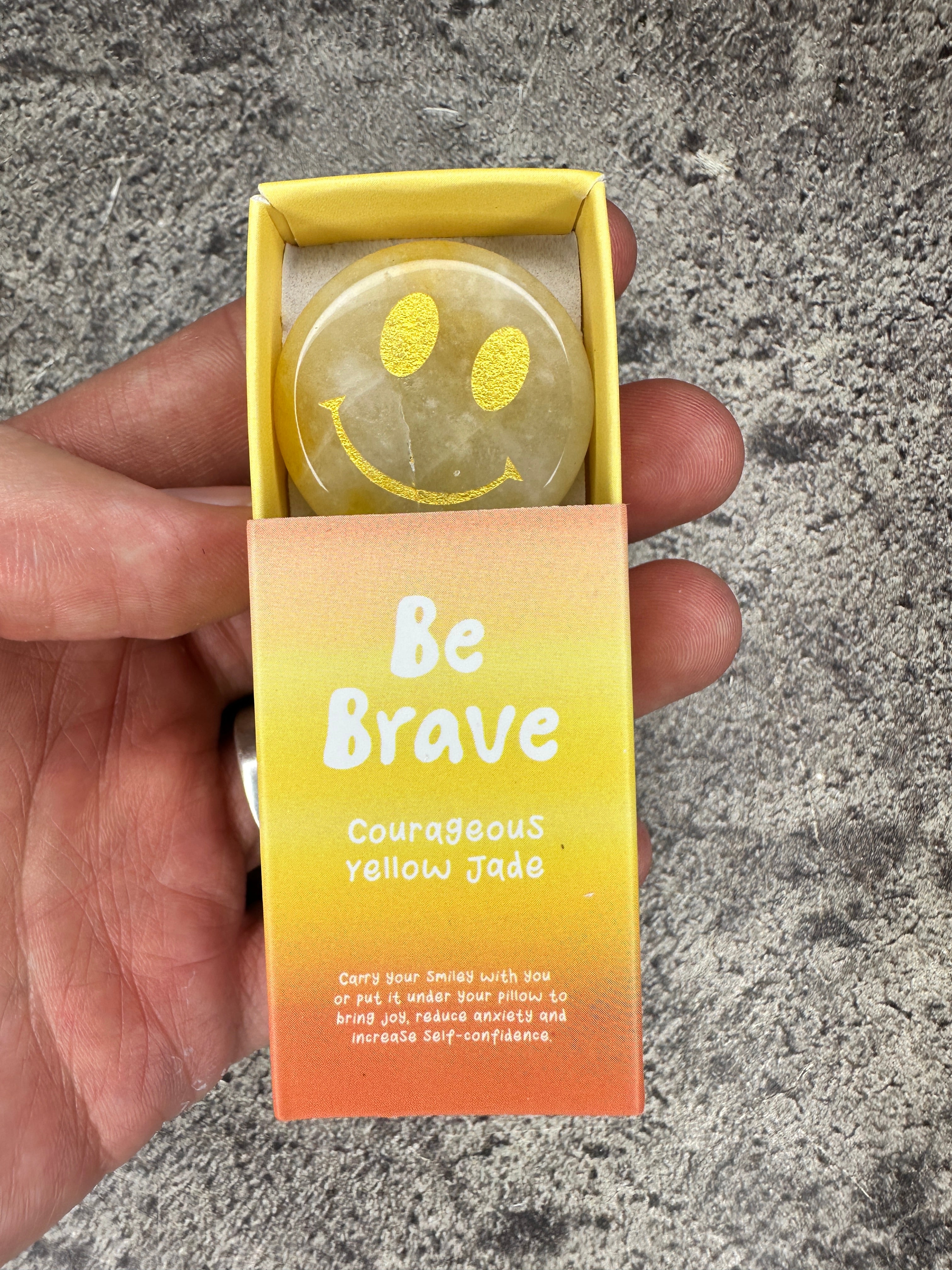 Yellow jade - Be Brave, Happy face