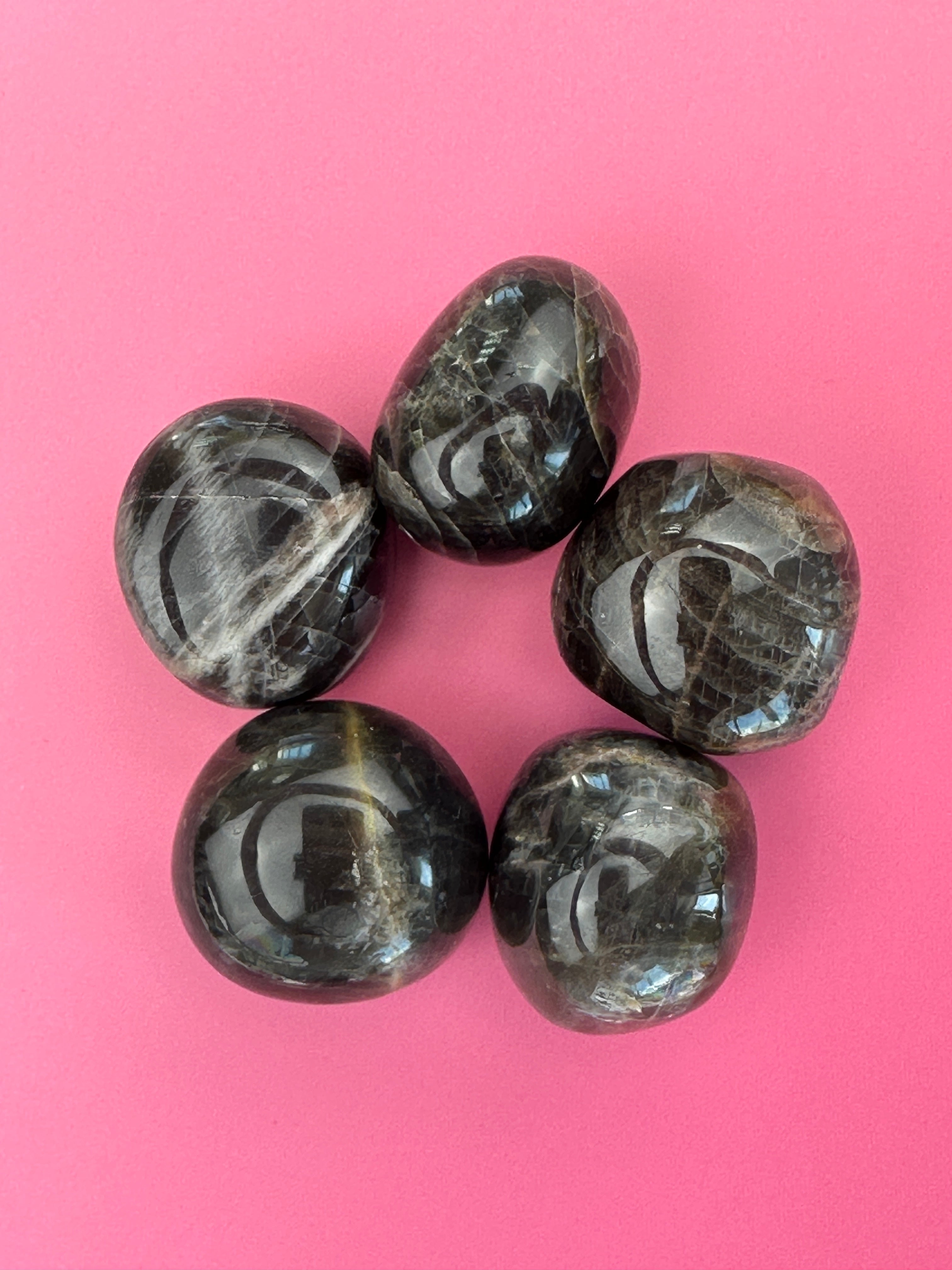 Black moonstone - Tumblestone