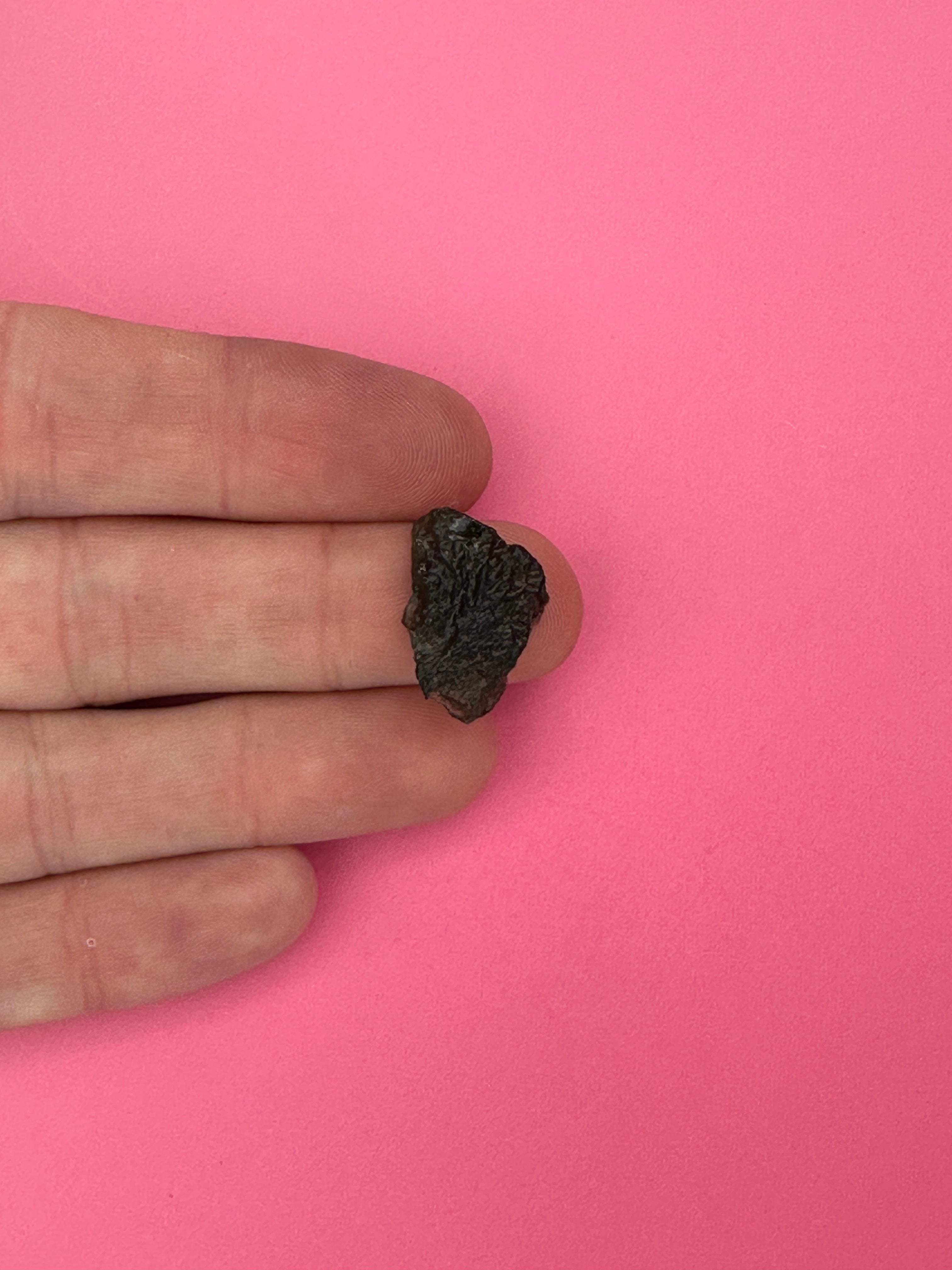 Moldavite - Rough/raw pieces