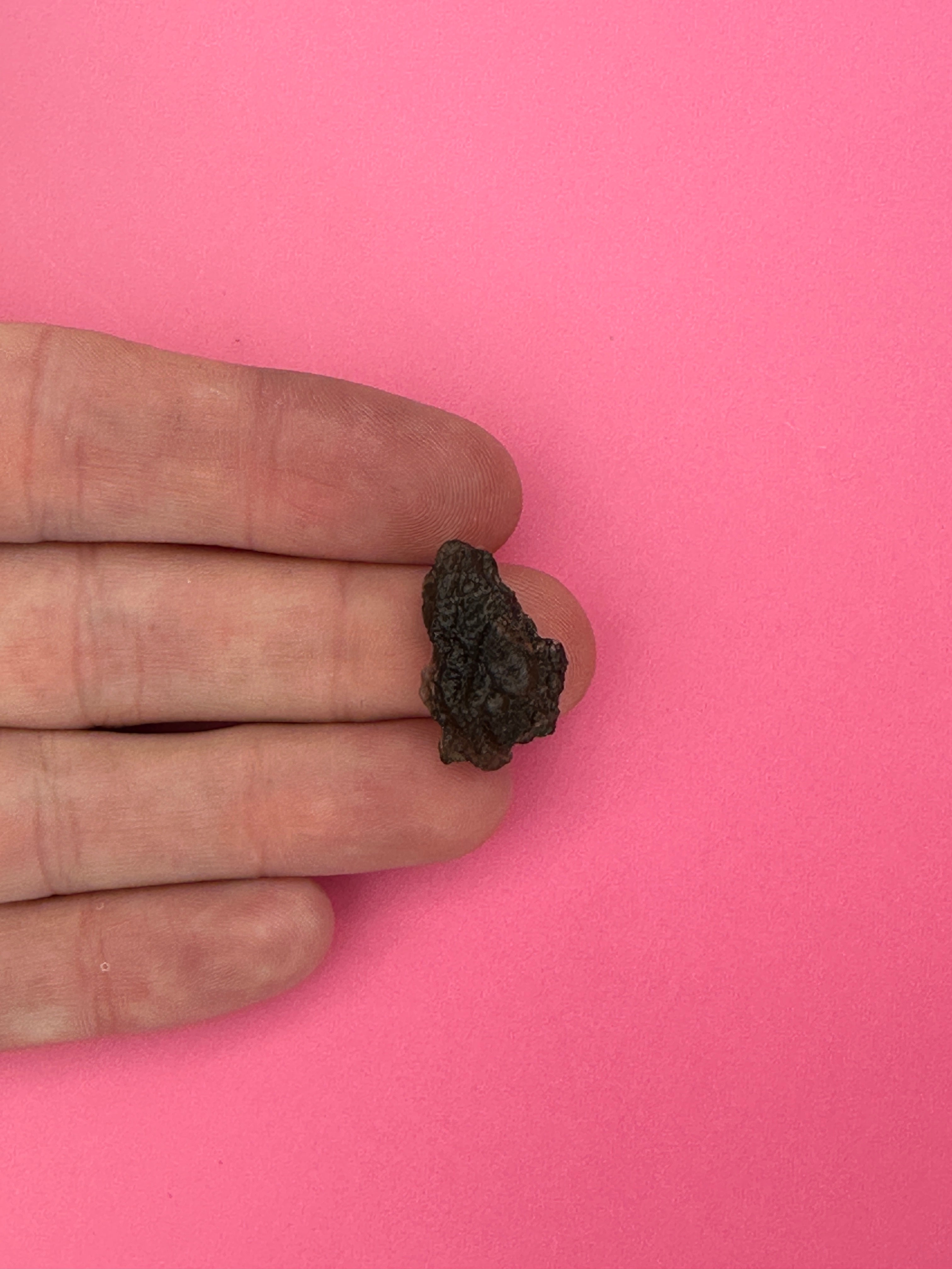 Moldavite - Rough/raw pieces