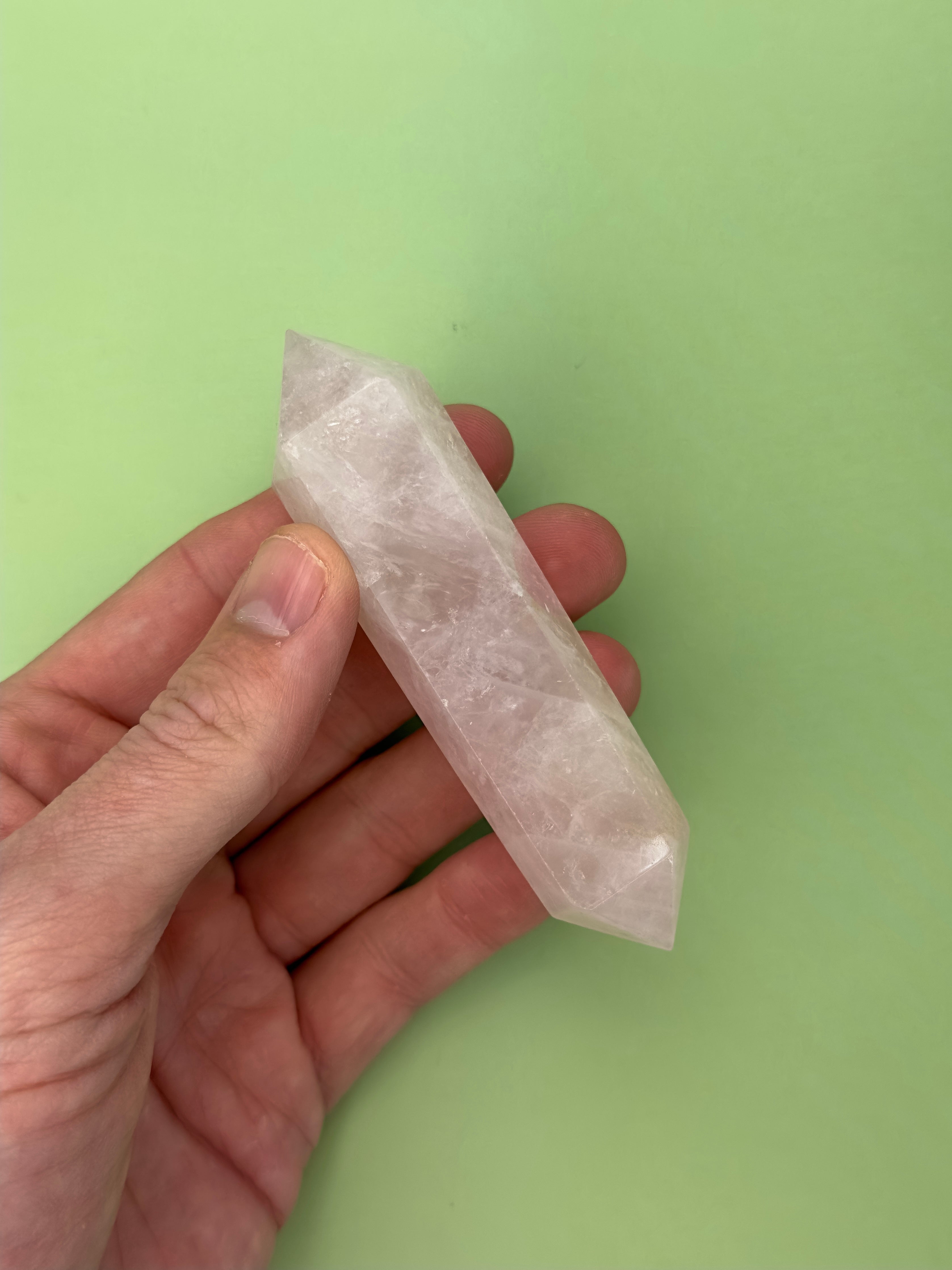 Rose quartz - Double-terminated point