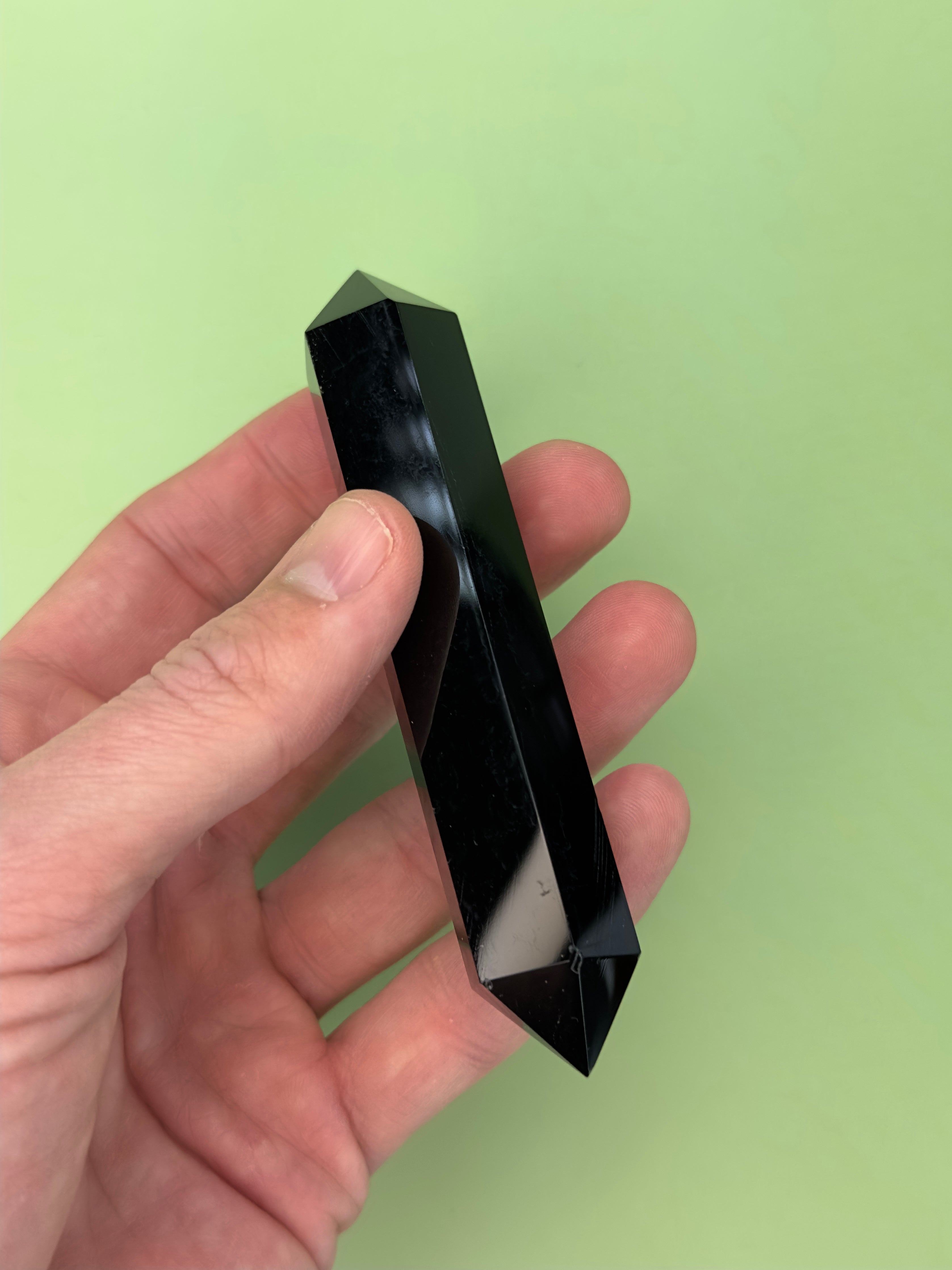 Black obsidian - Double-terminated point