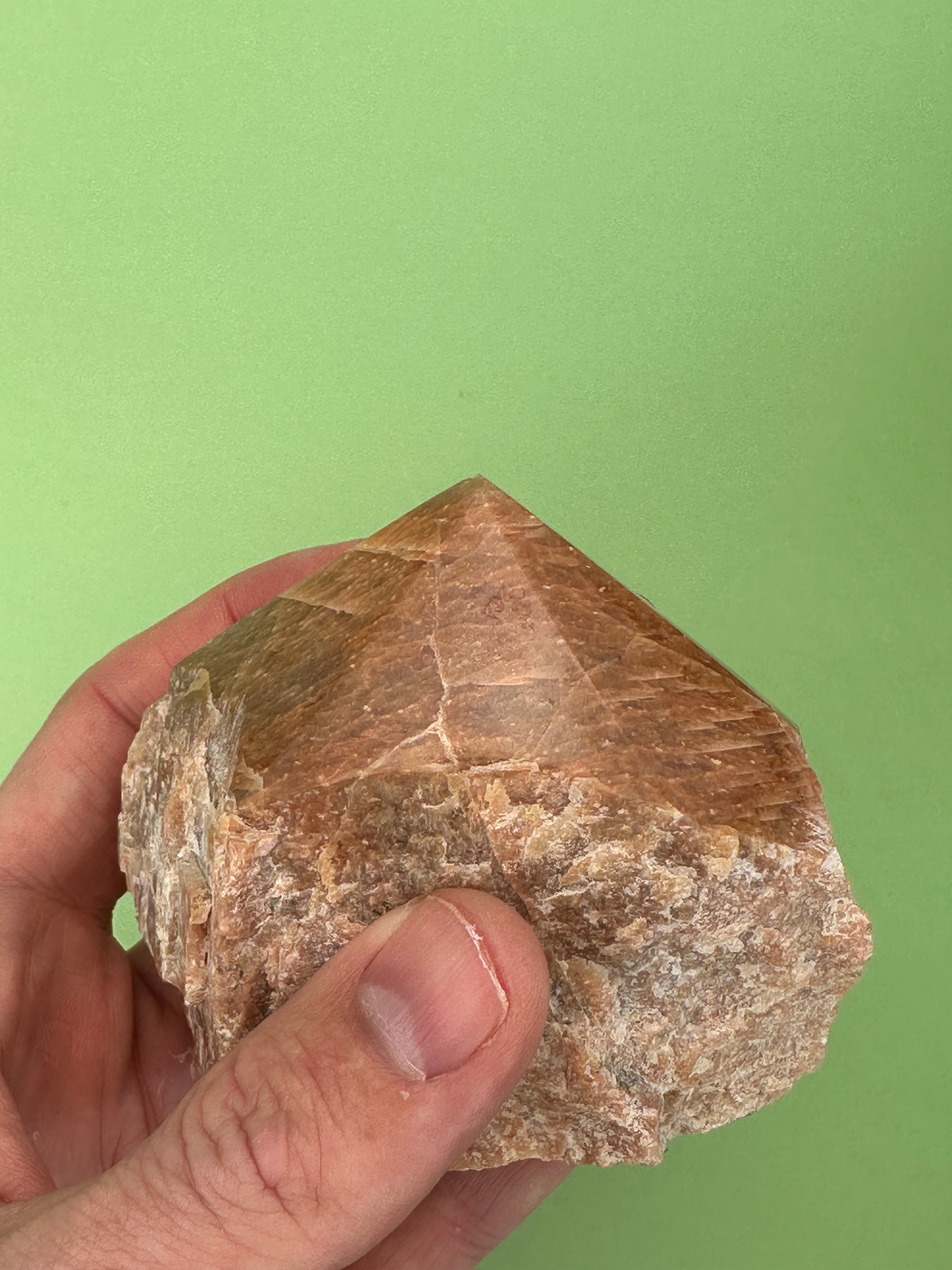 Peach moonstone - Rough cut point