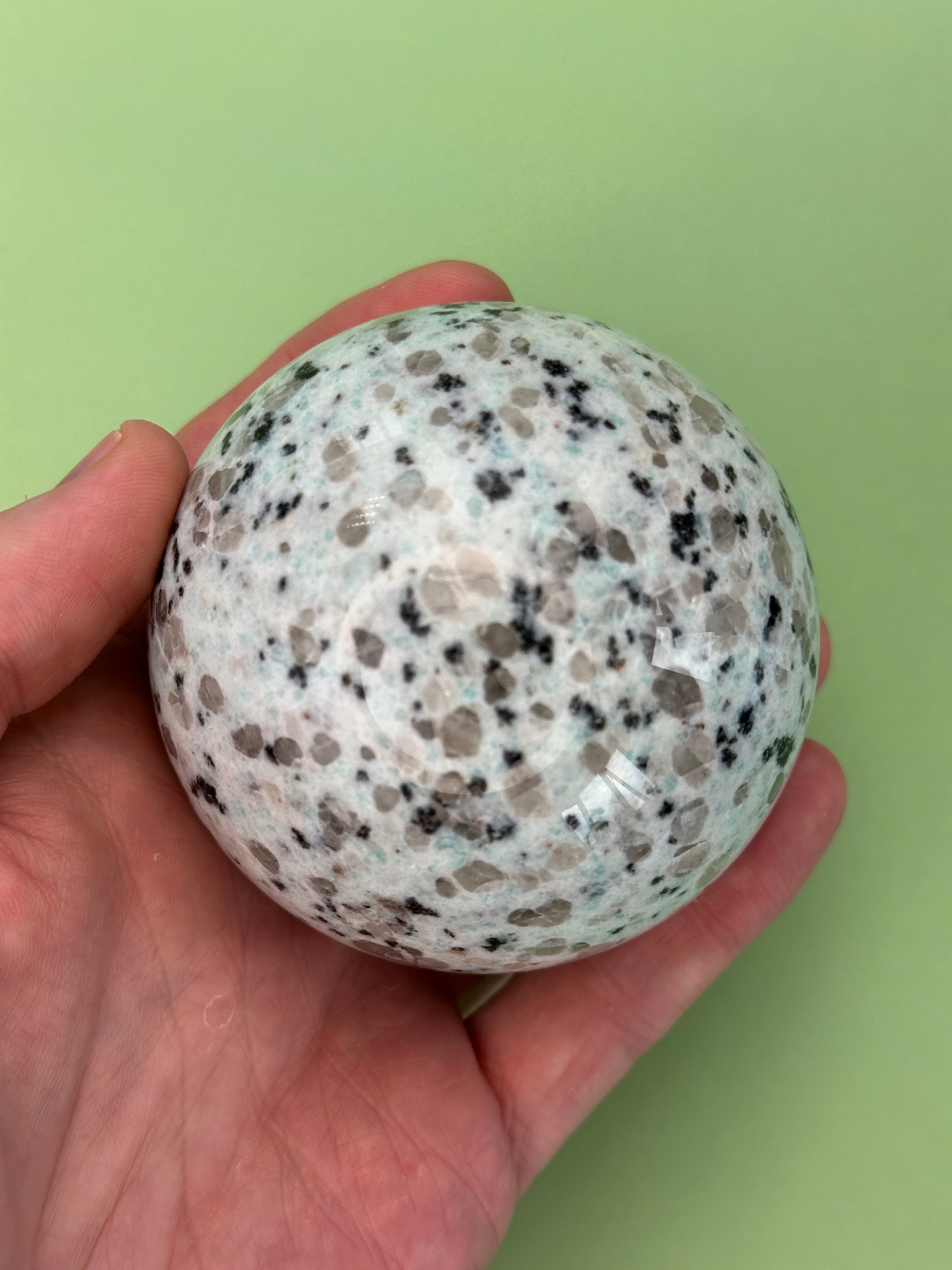 Kiwi jasper - XL Sphere