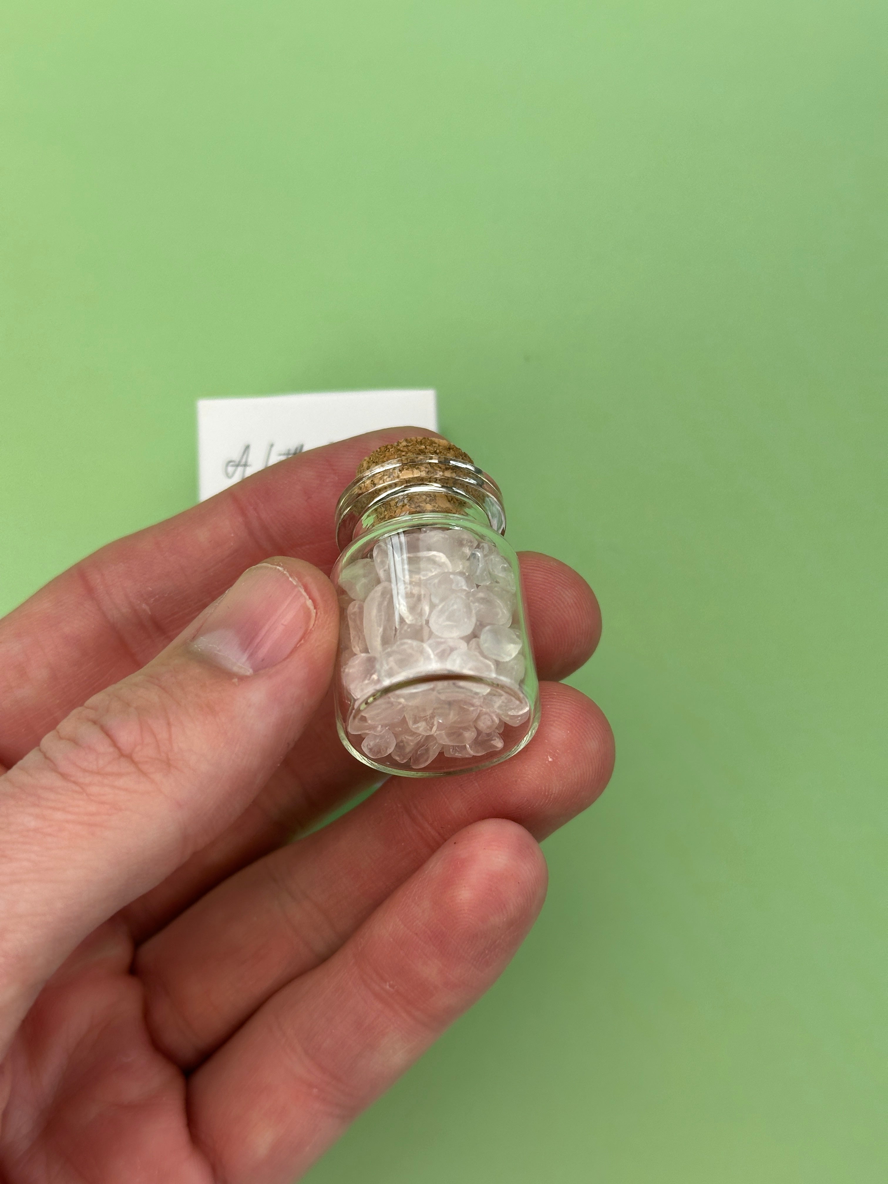 Rose quartz - Jar of love crystal chips