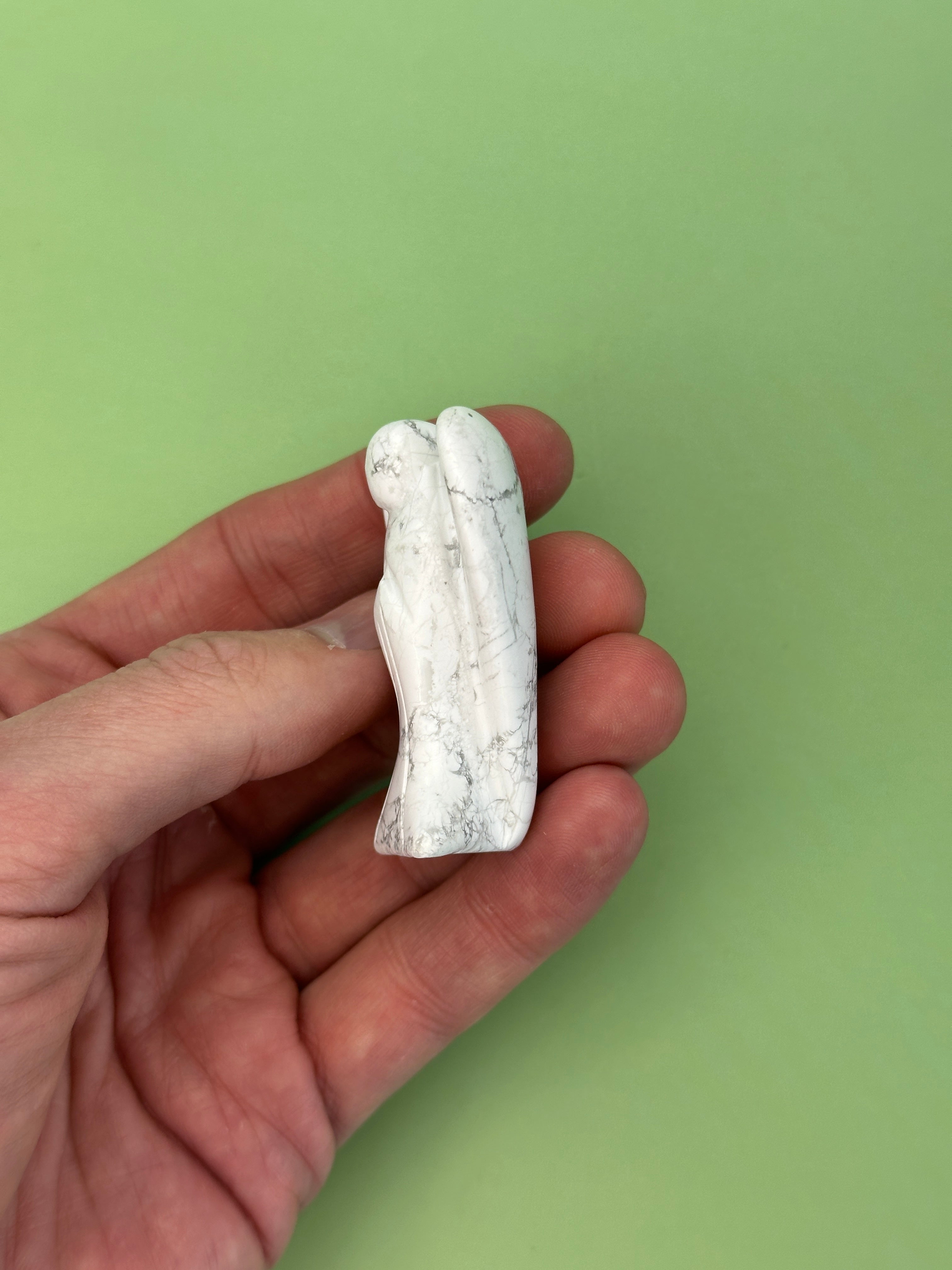 Howlite - Anxiety angel