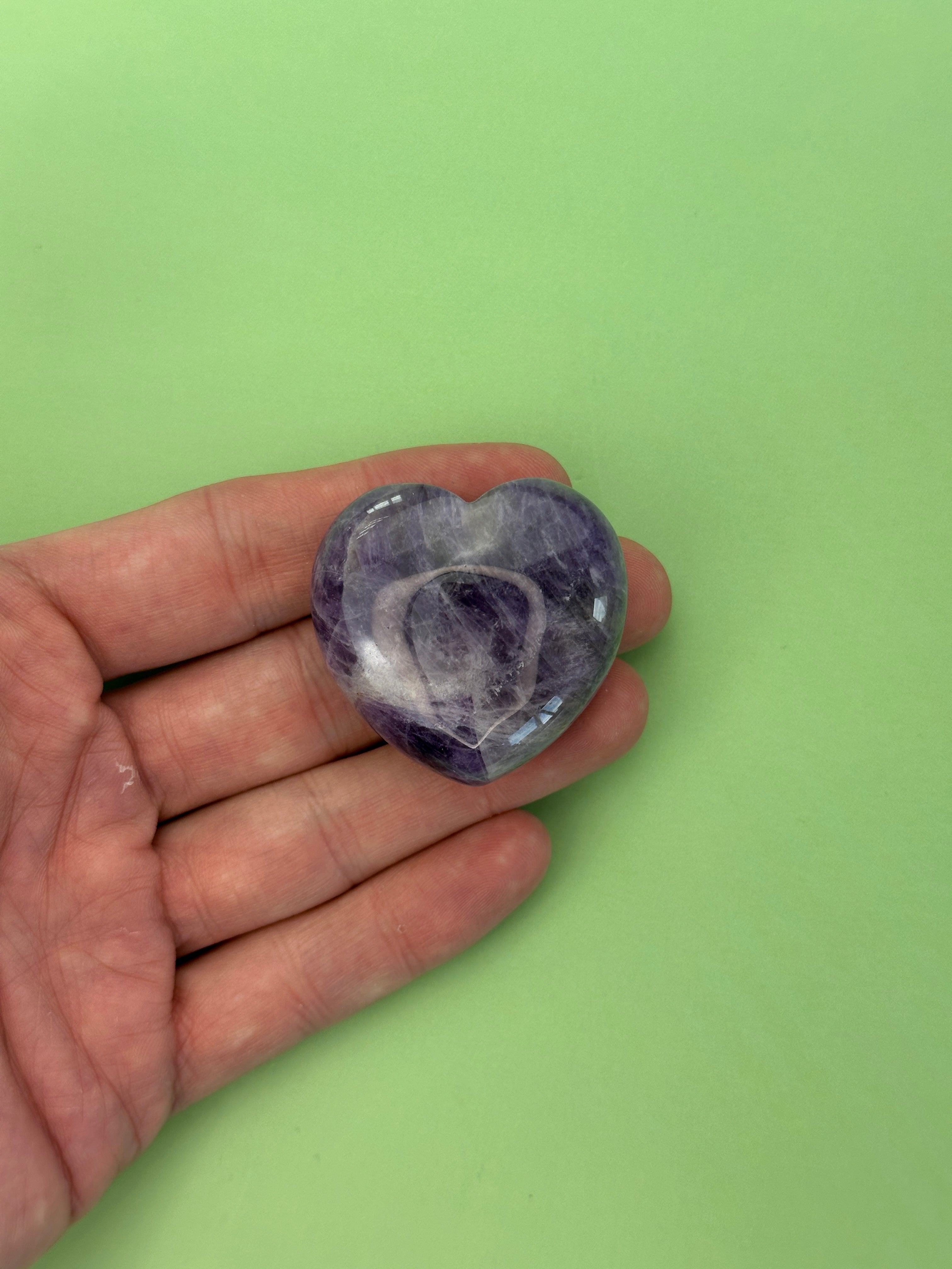Amethyst - Medium heart