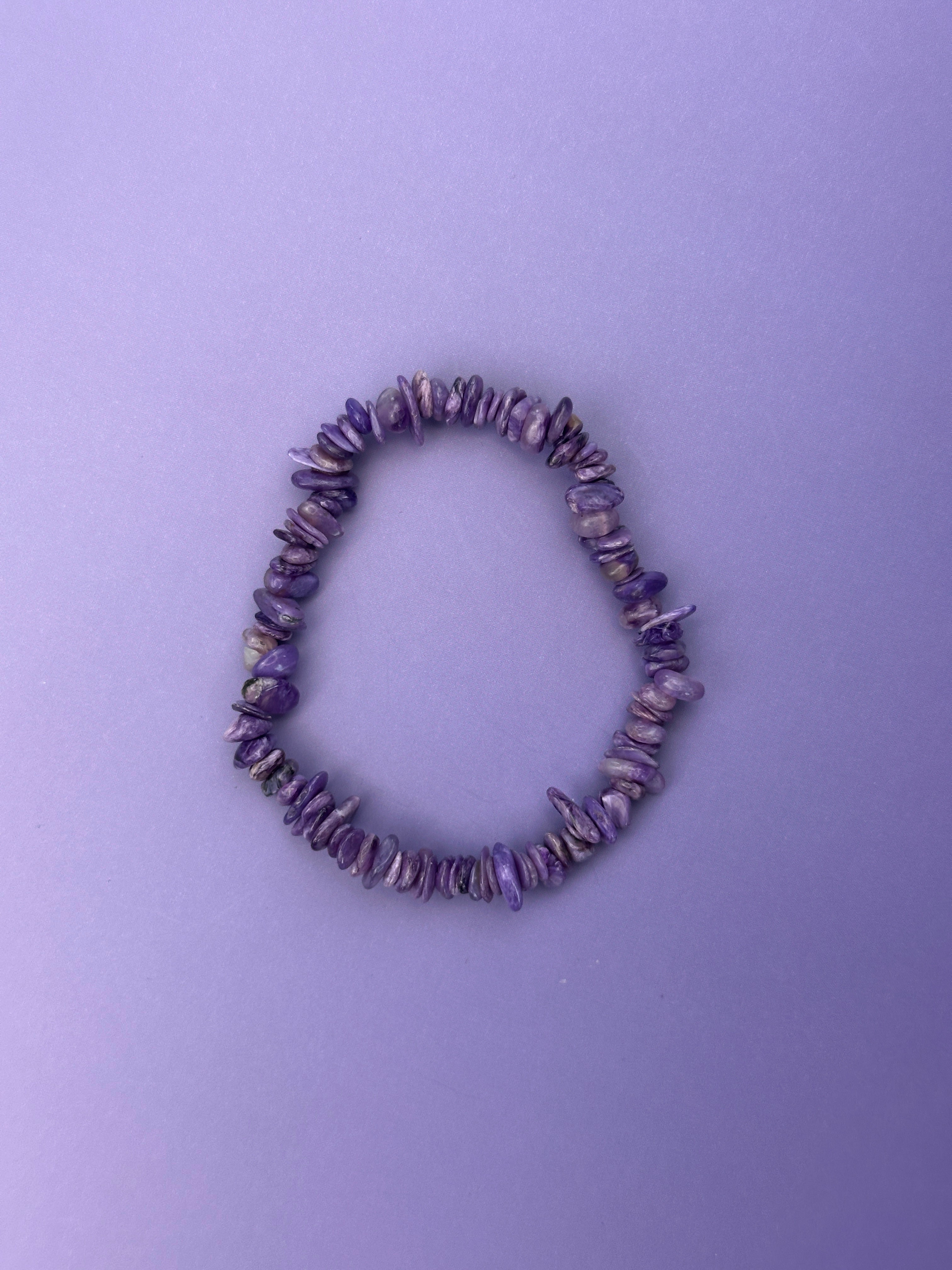 Charoite - Crystal chip bracelet
