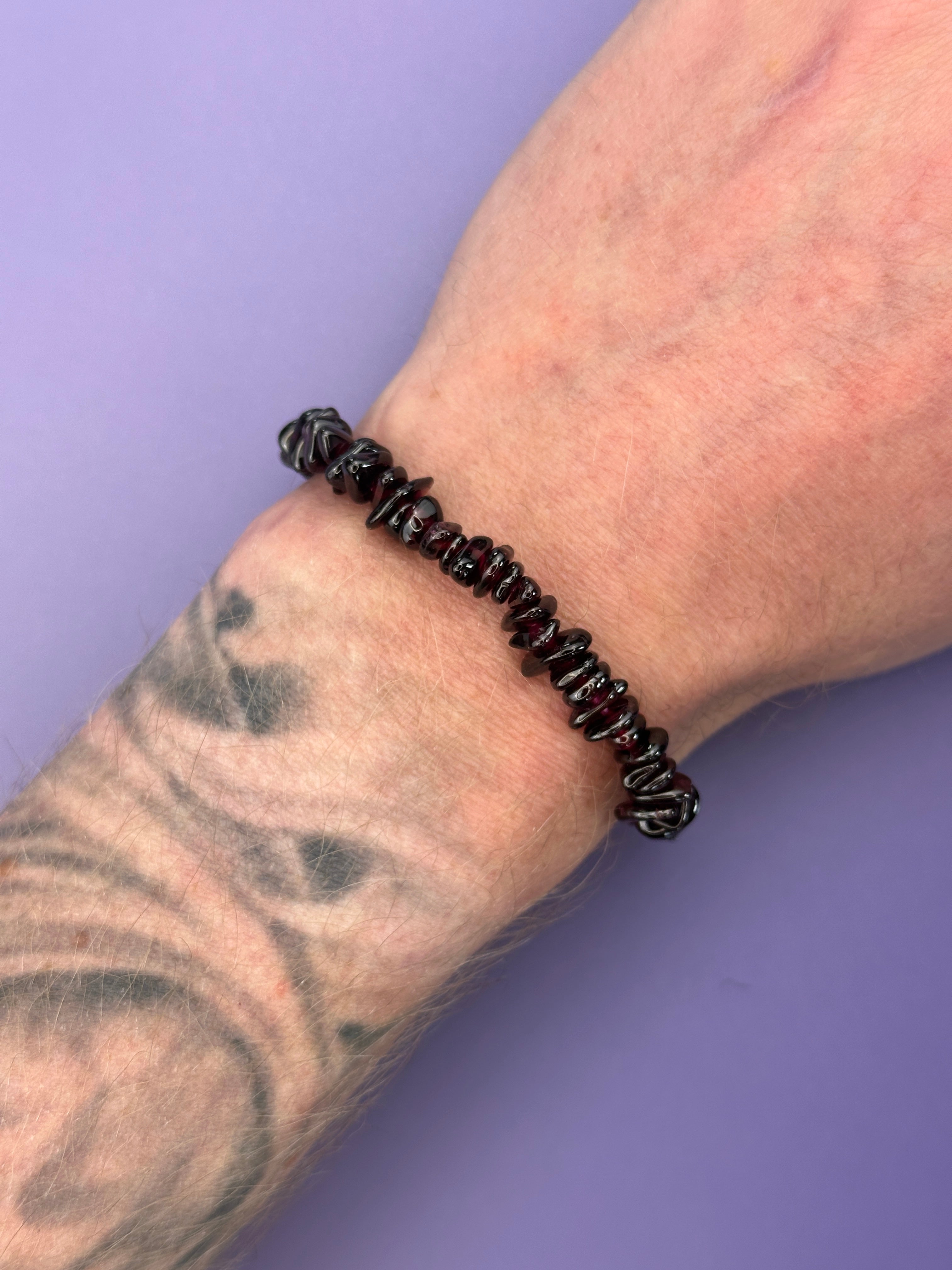 Ruby garnet - Crystal chip bracelet