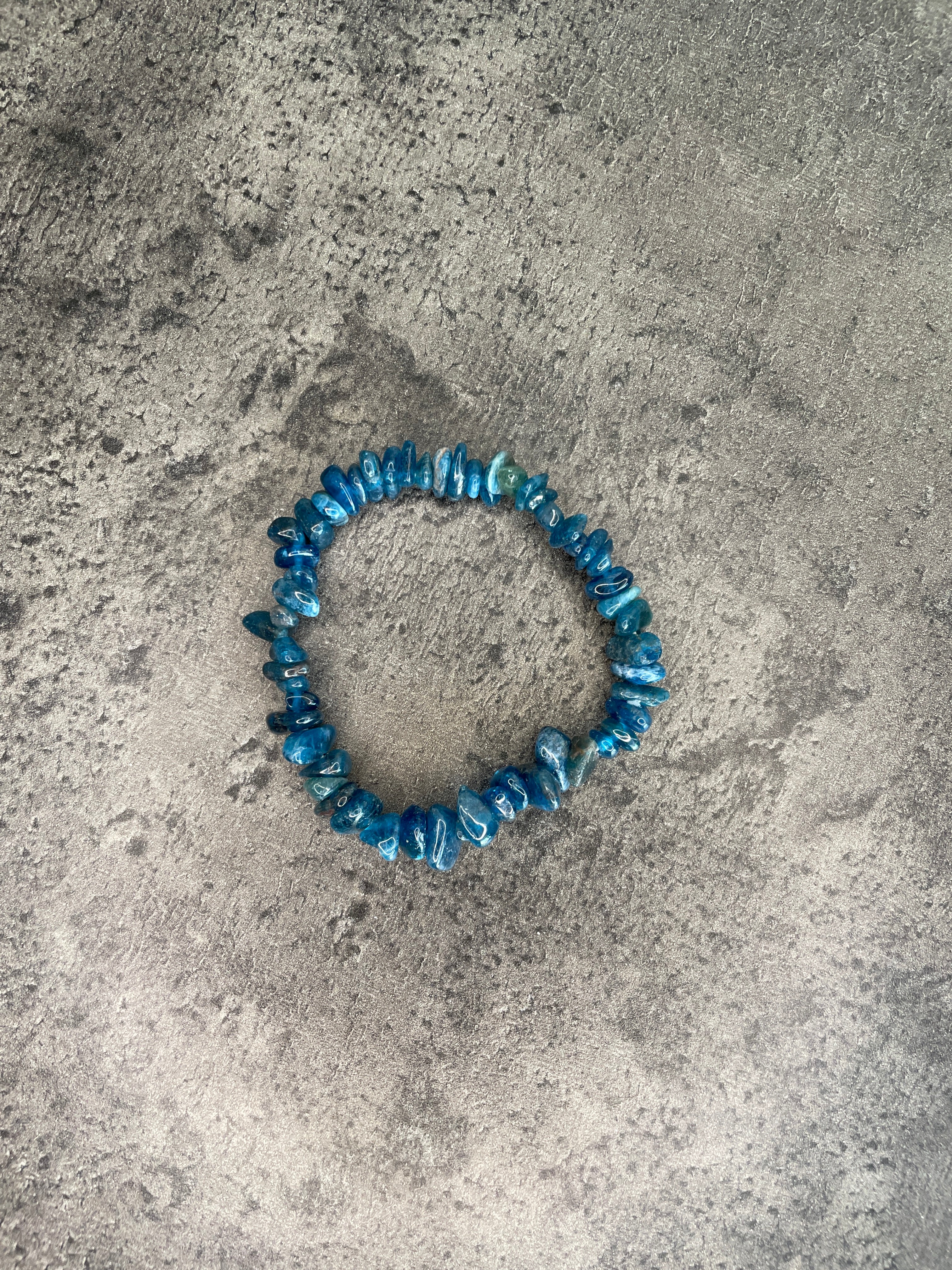 Apatite - Crystal chip bracelet
