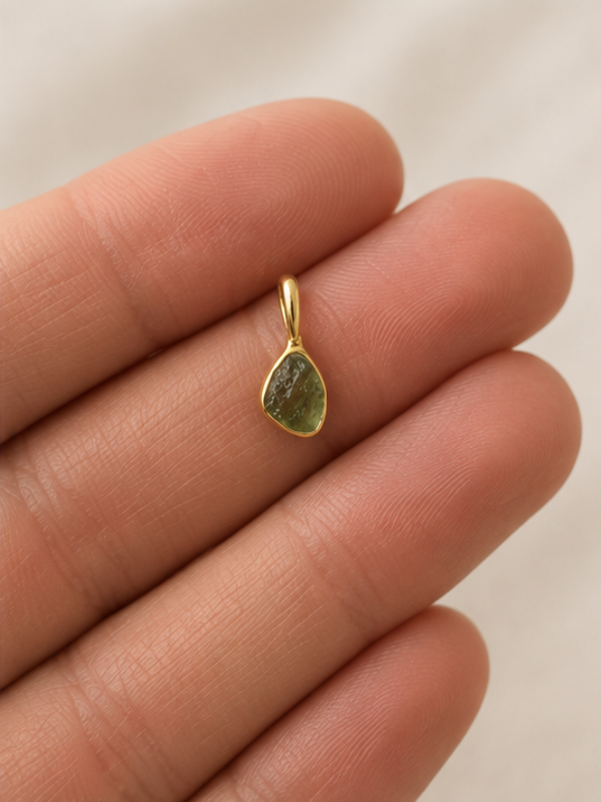 Moldavite - Mini necklace pendant (18k gold vermeil)