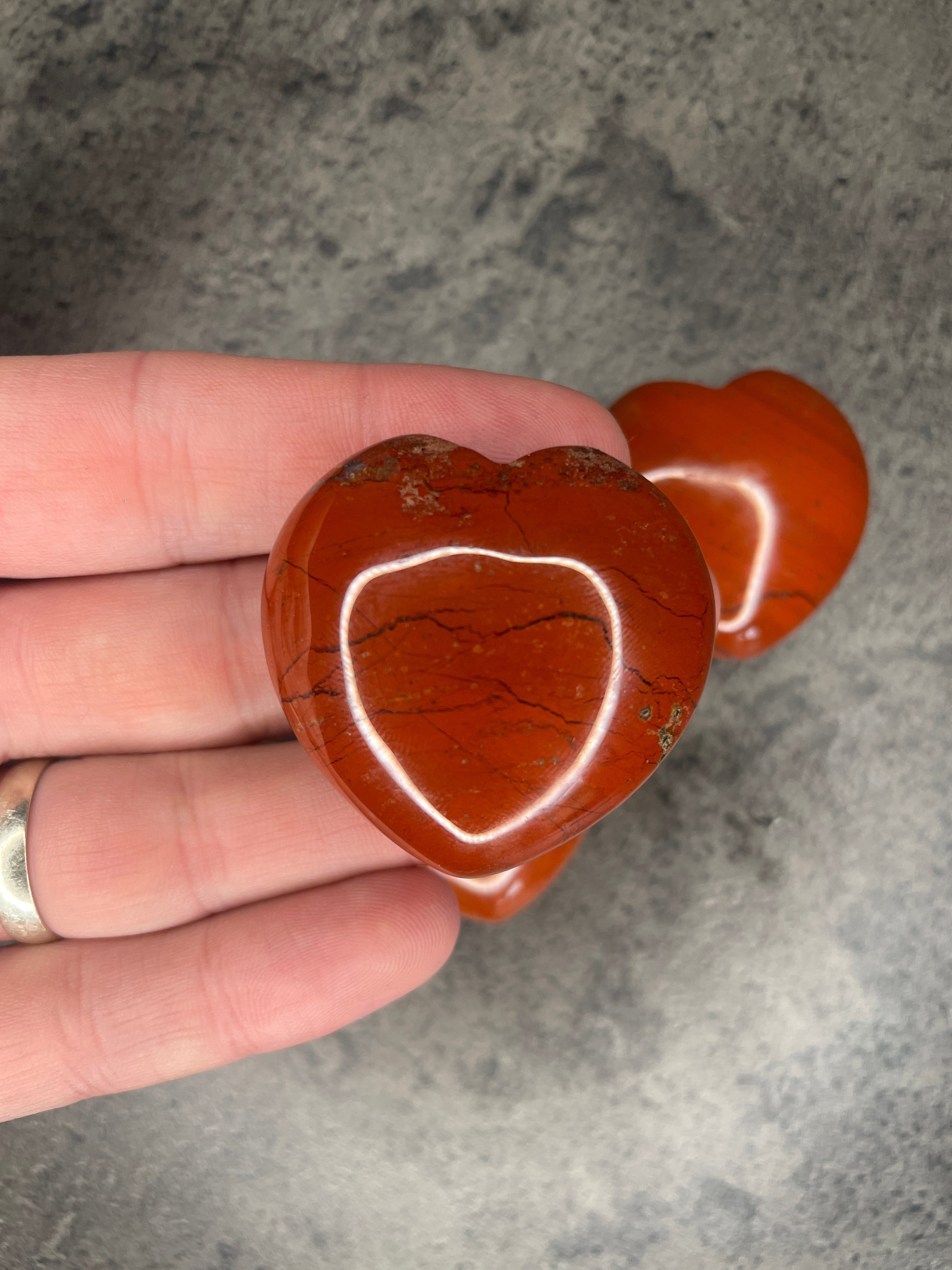 Red jasper - Medium heart
