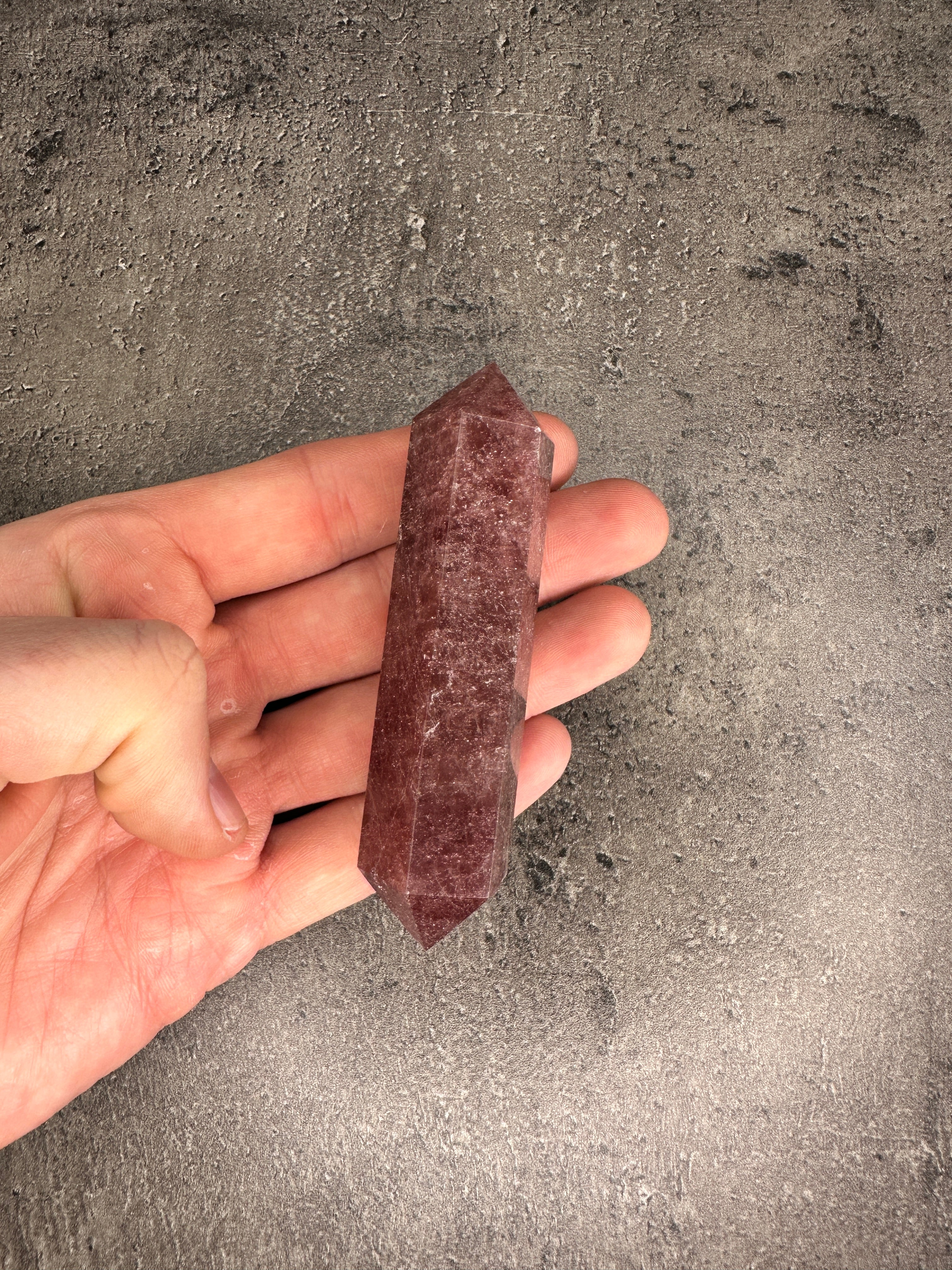 Strawberry quartz - Double-terminated point