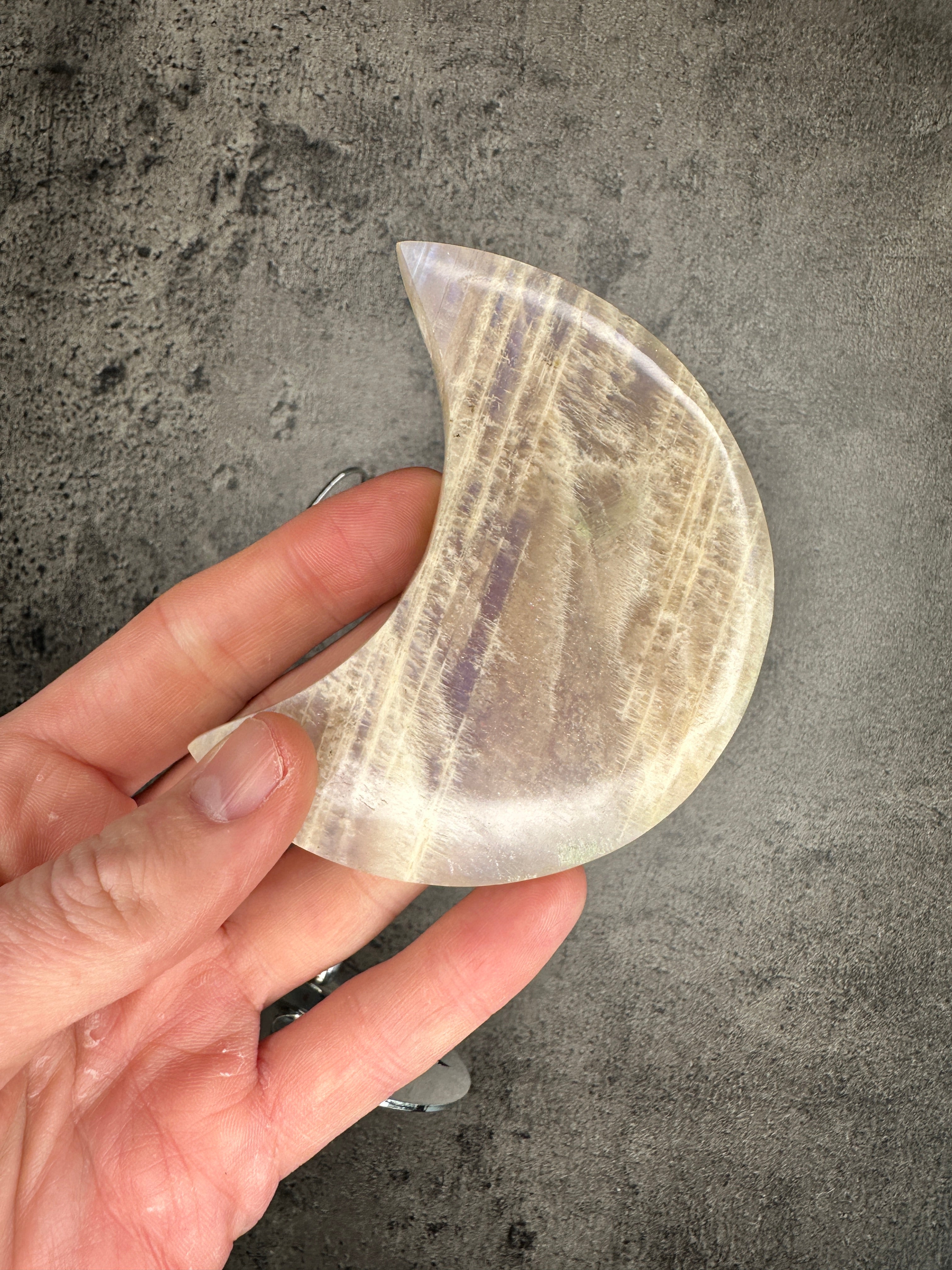 Peach moonstone - Moon on stand