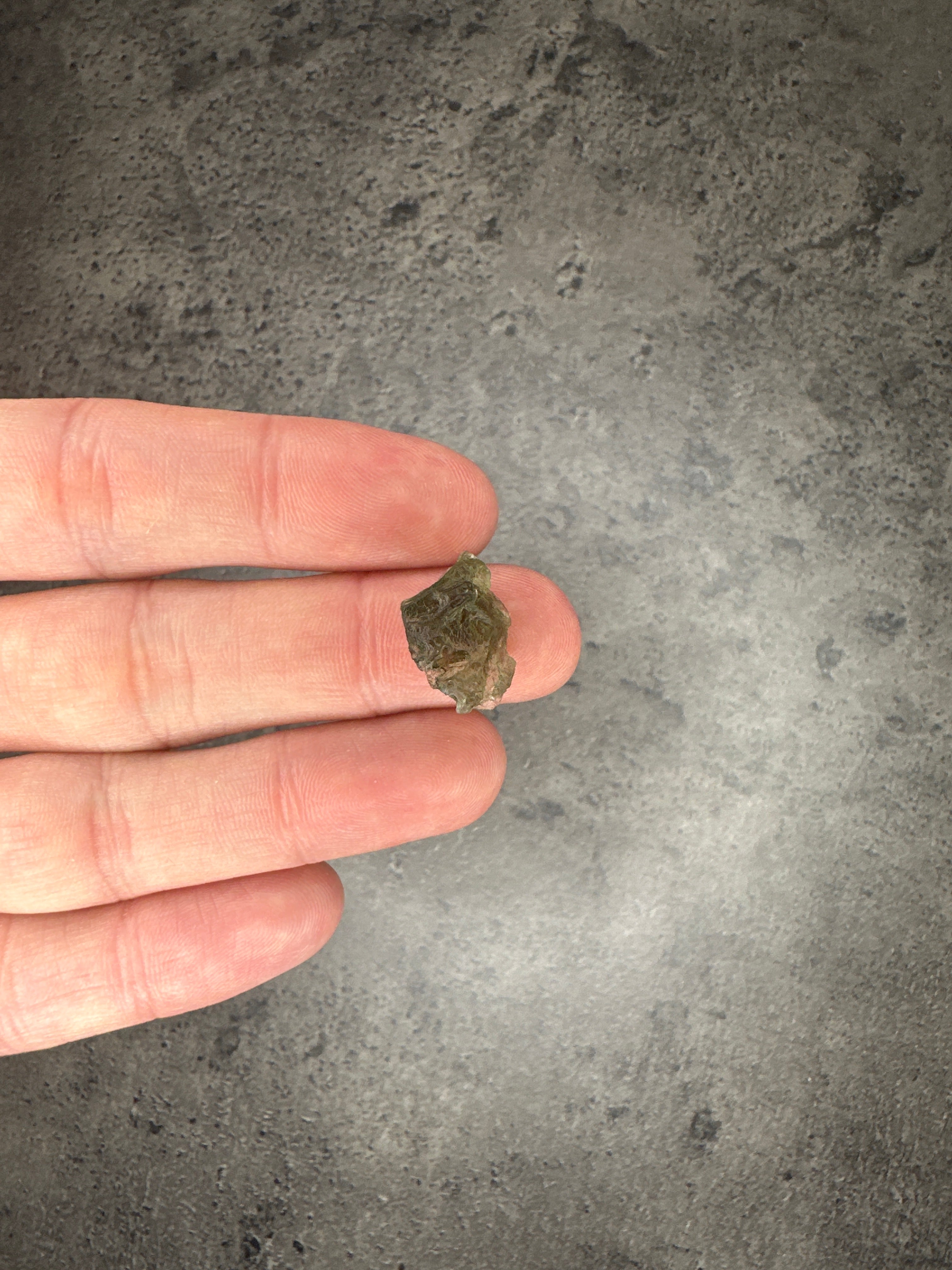 Moldavite - Rough/raw pieces