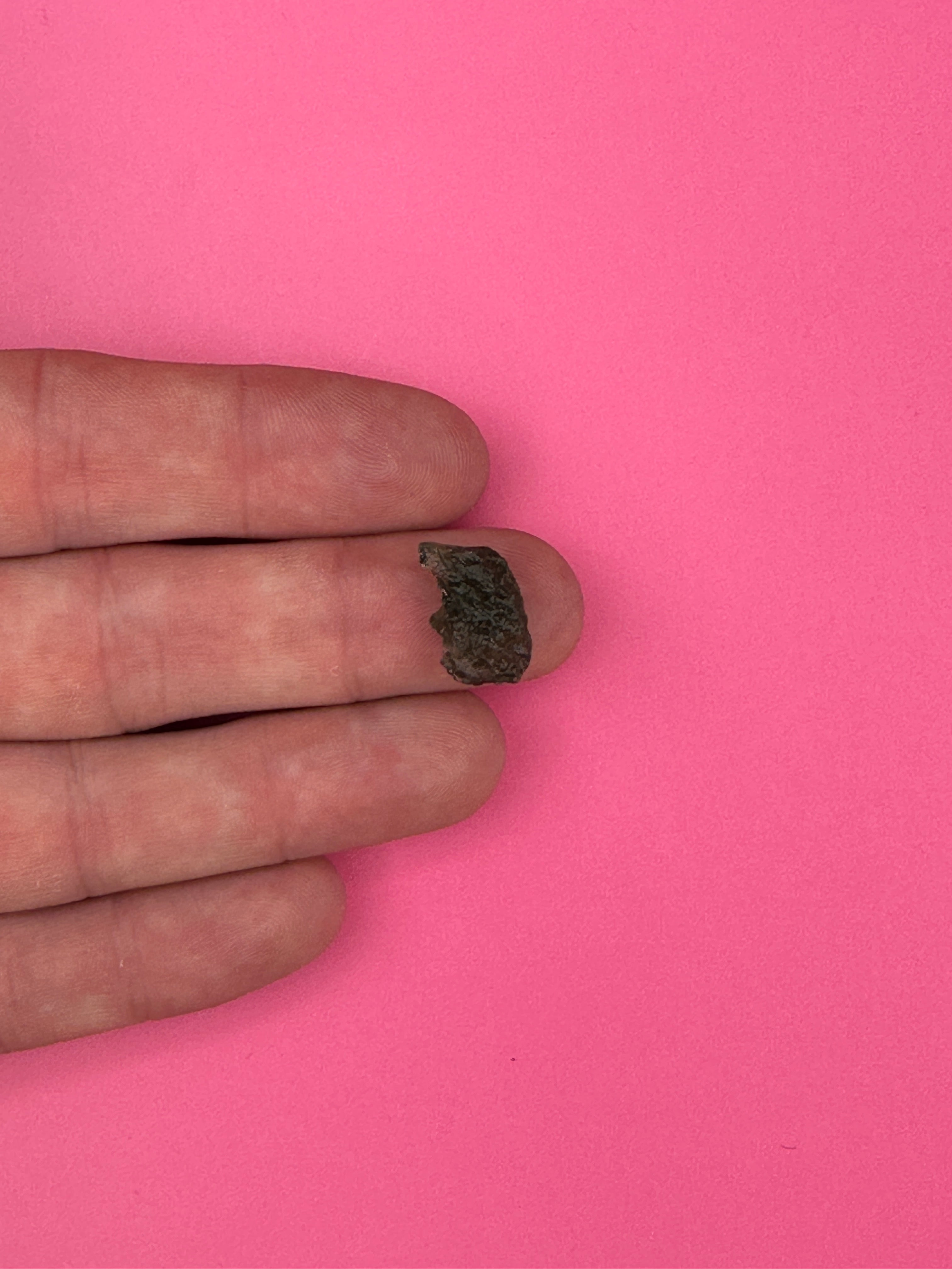 Moldavite - Rough/raw pieces
