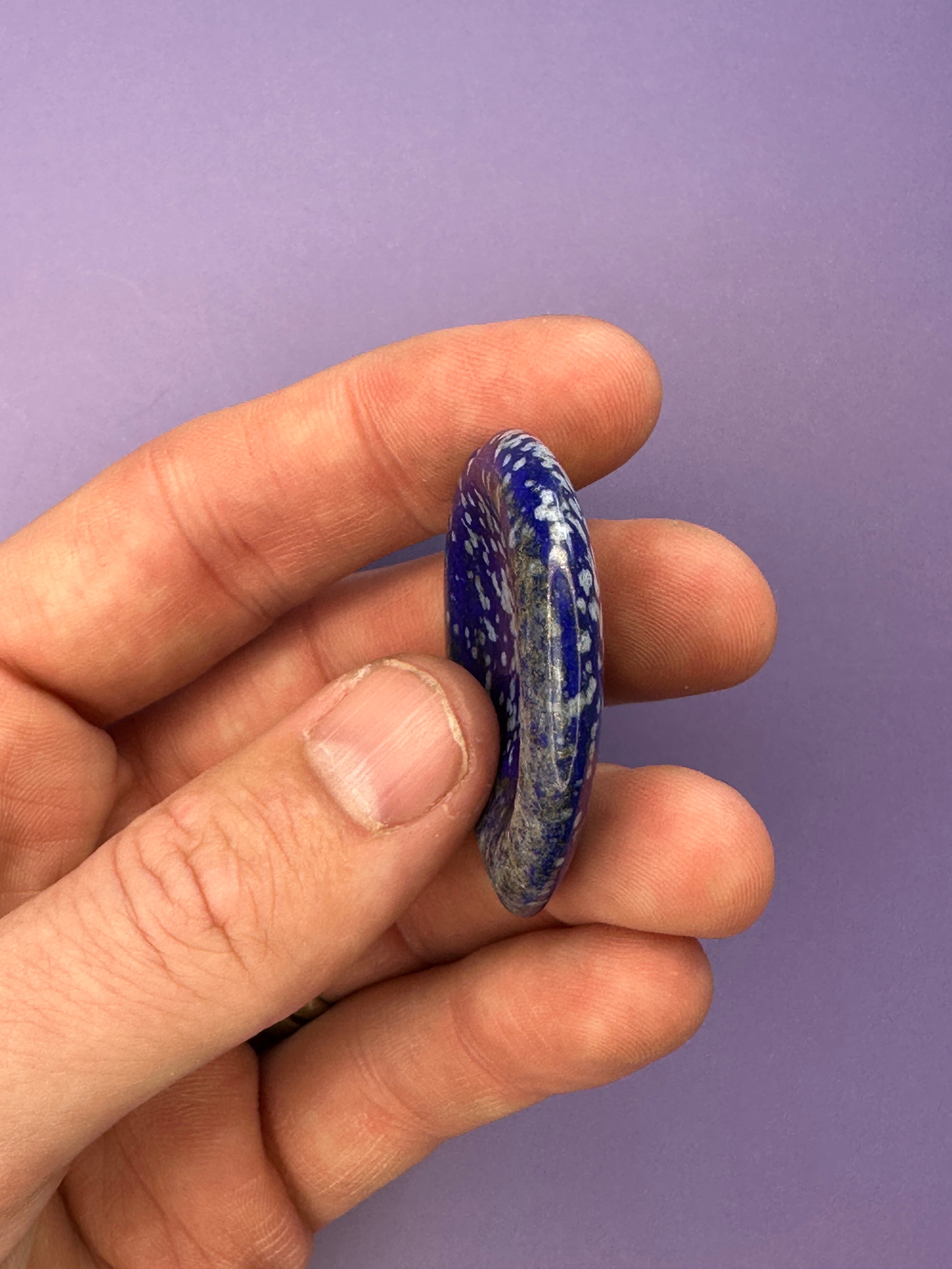 Lapis lazuli - Heart thumbstone