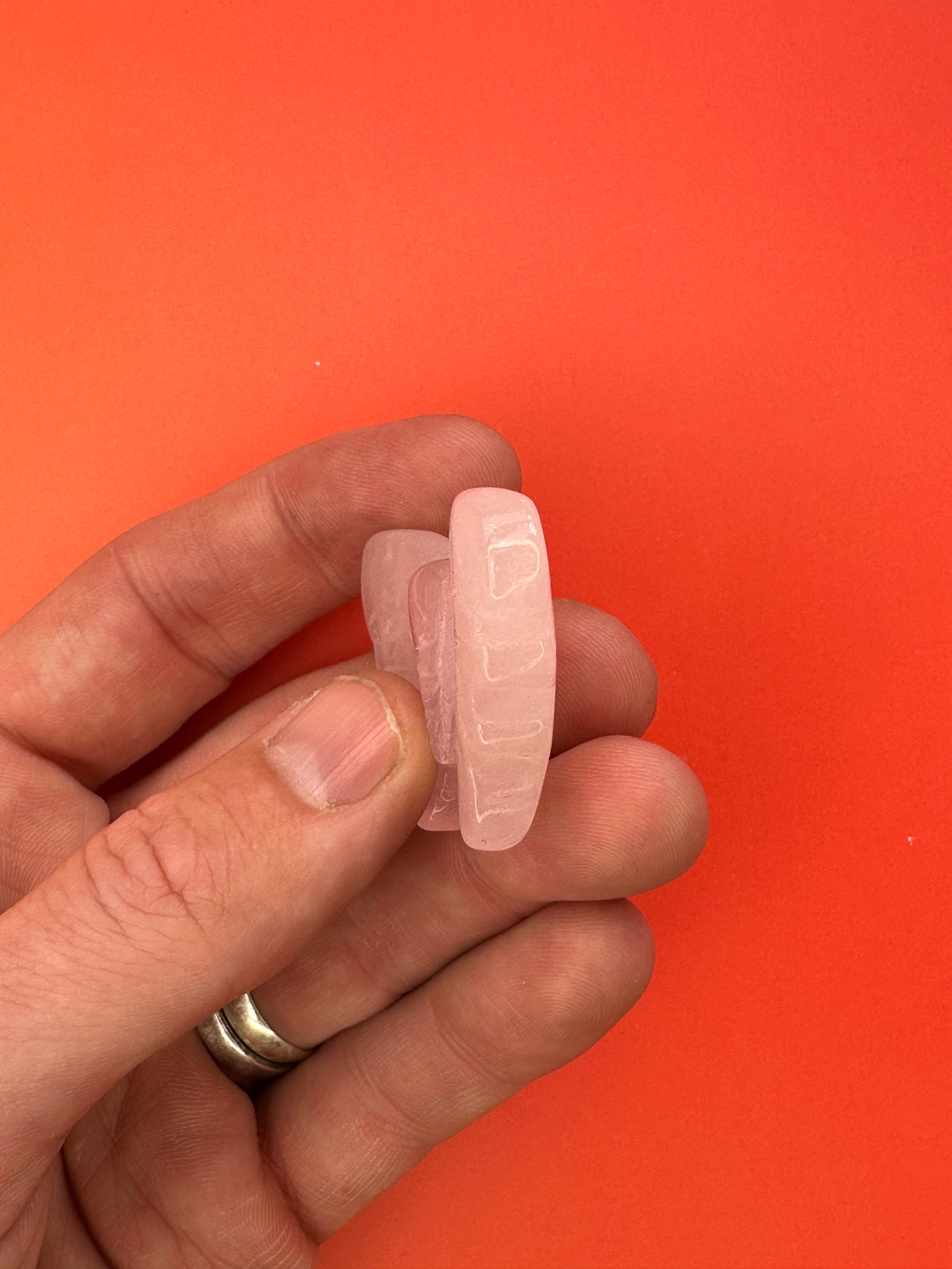 Rose quartz - Butterfly