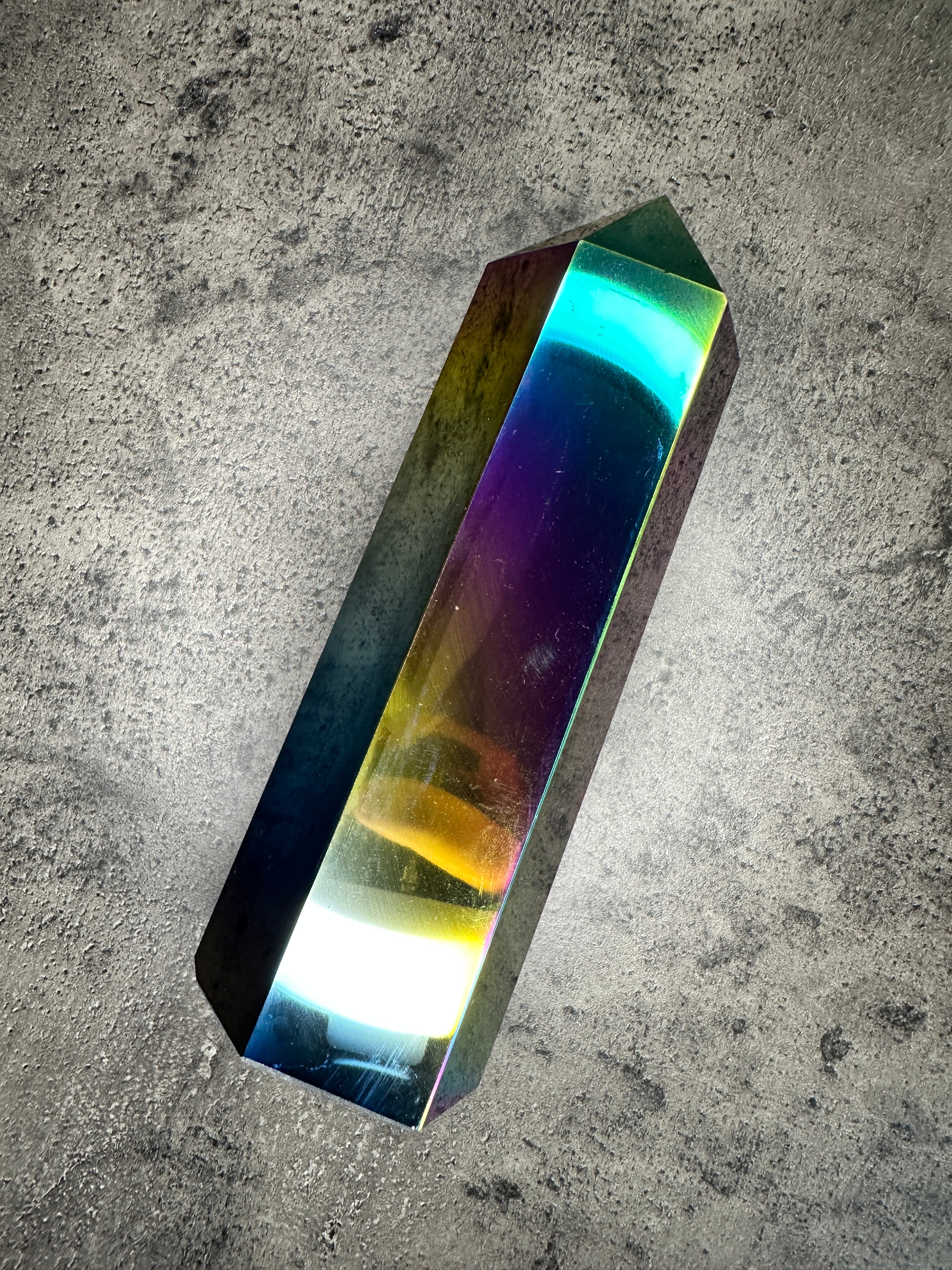 Titanium aura quartz - XL Tower