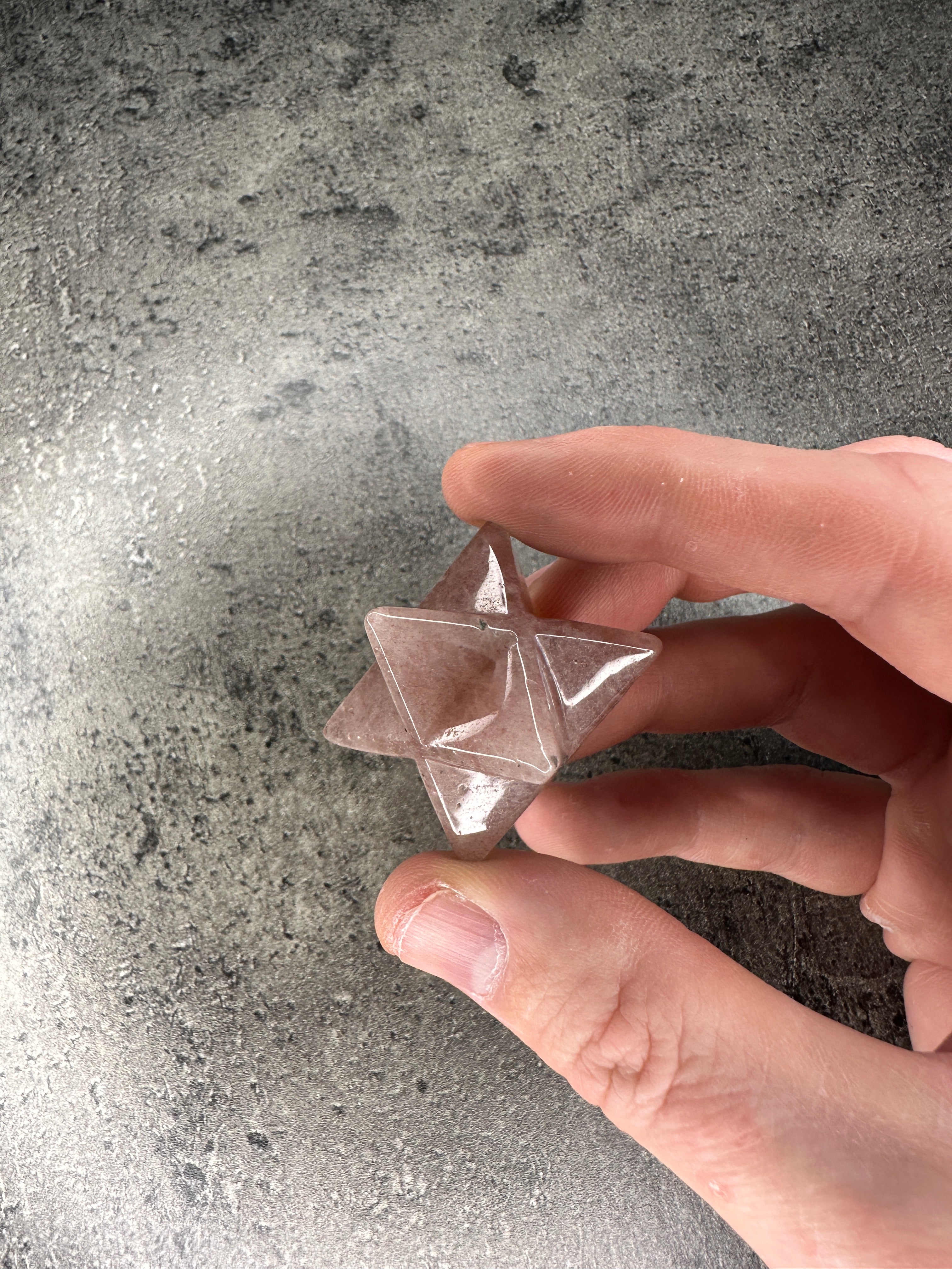 Strawberry quartz - Merkaba