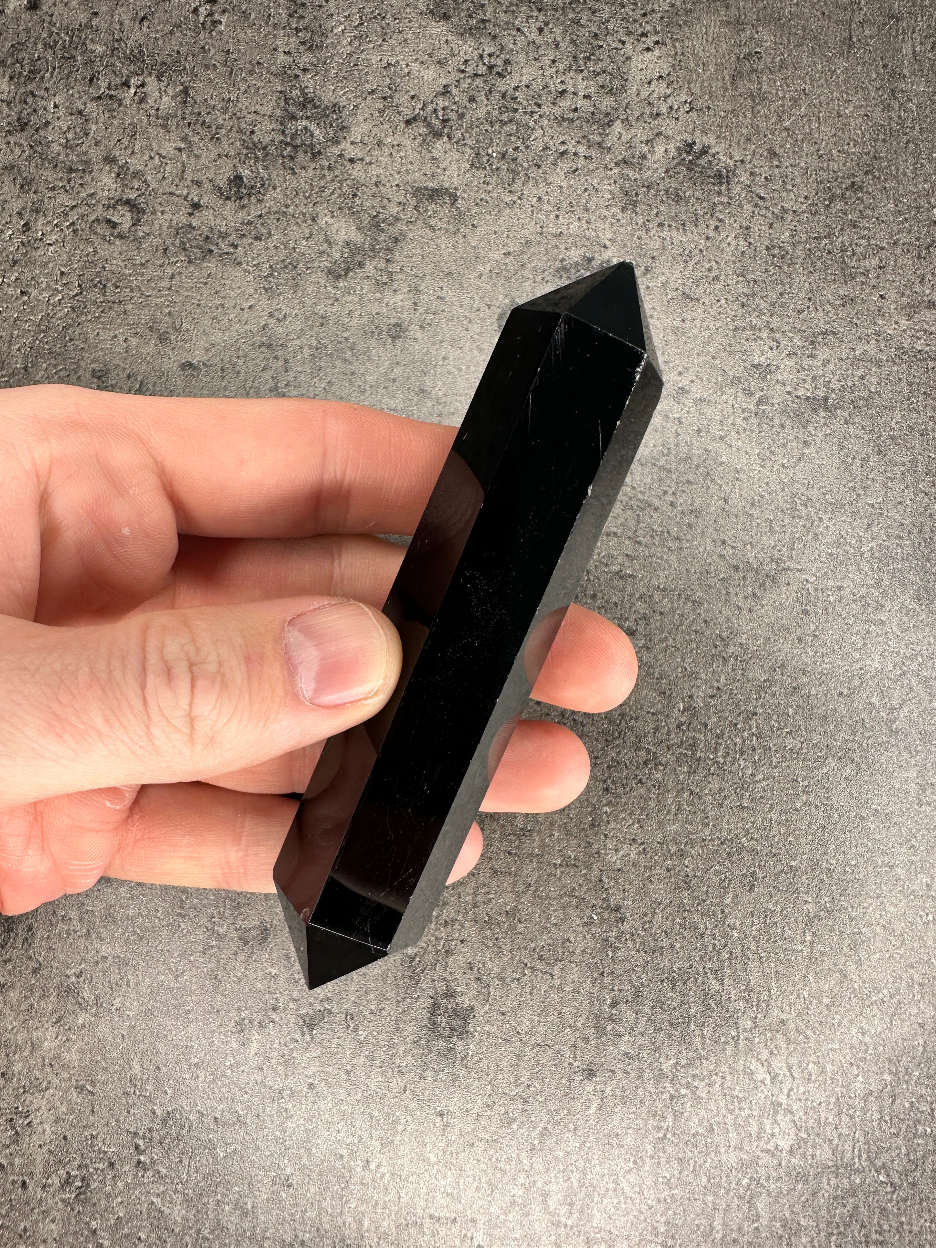 Black obsidian - Double-terminated point
