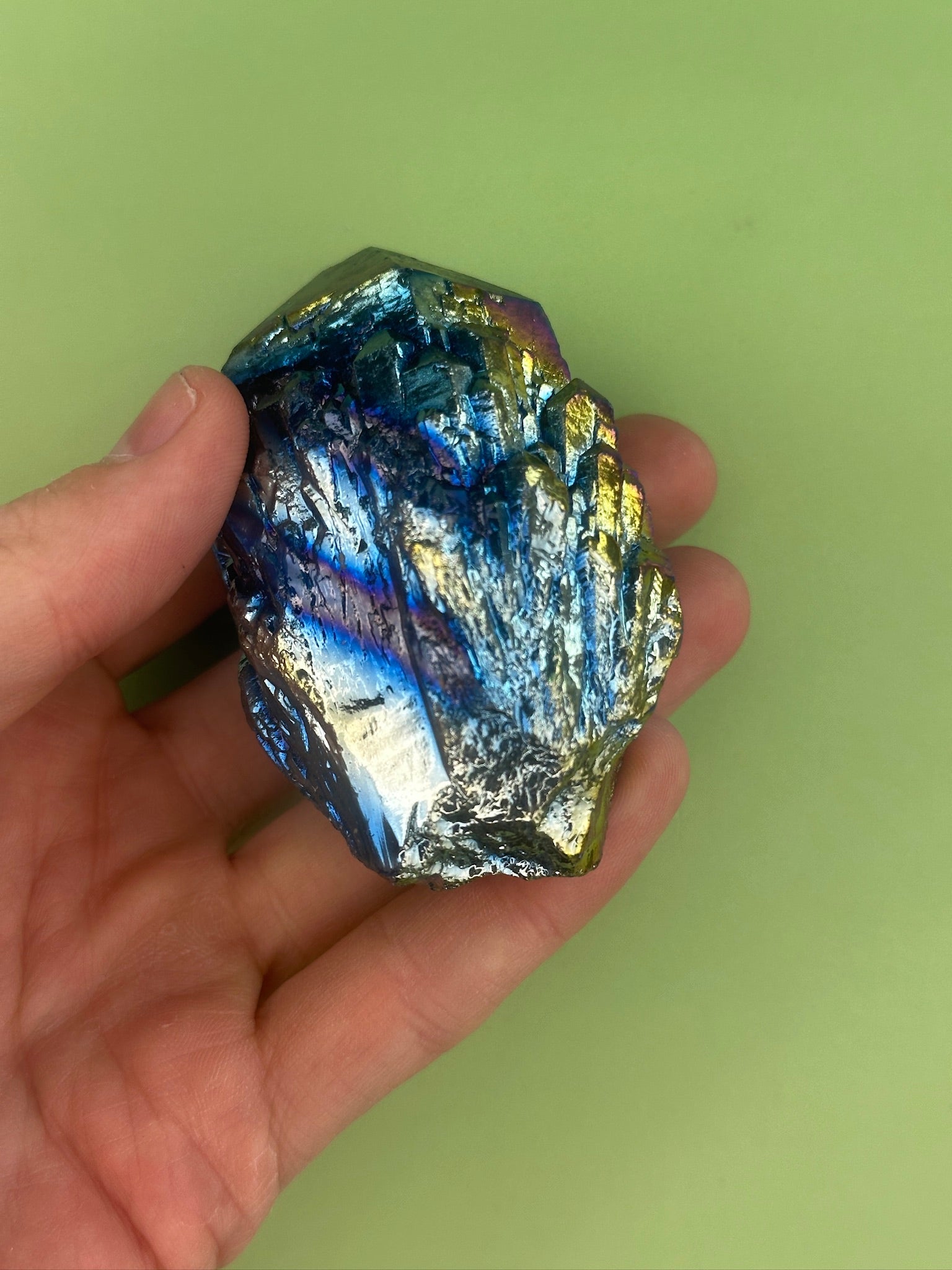 Titanium aura quartz - Rough point