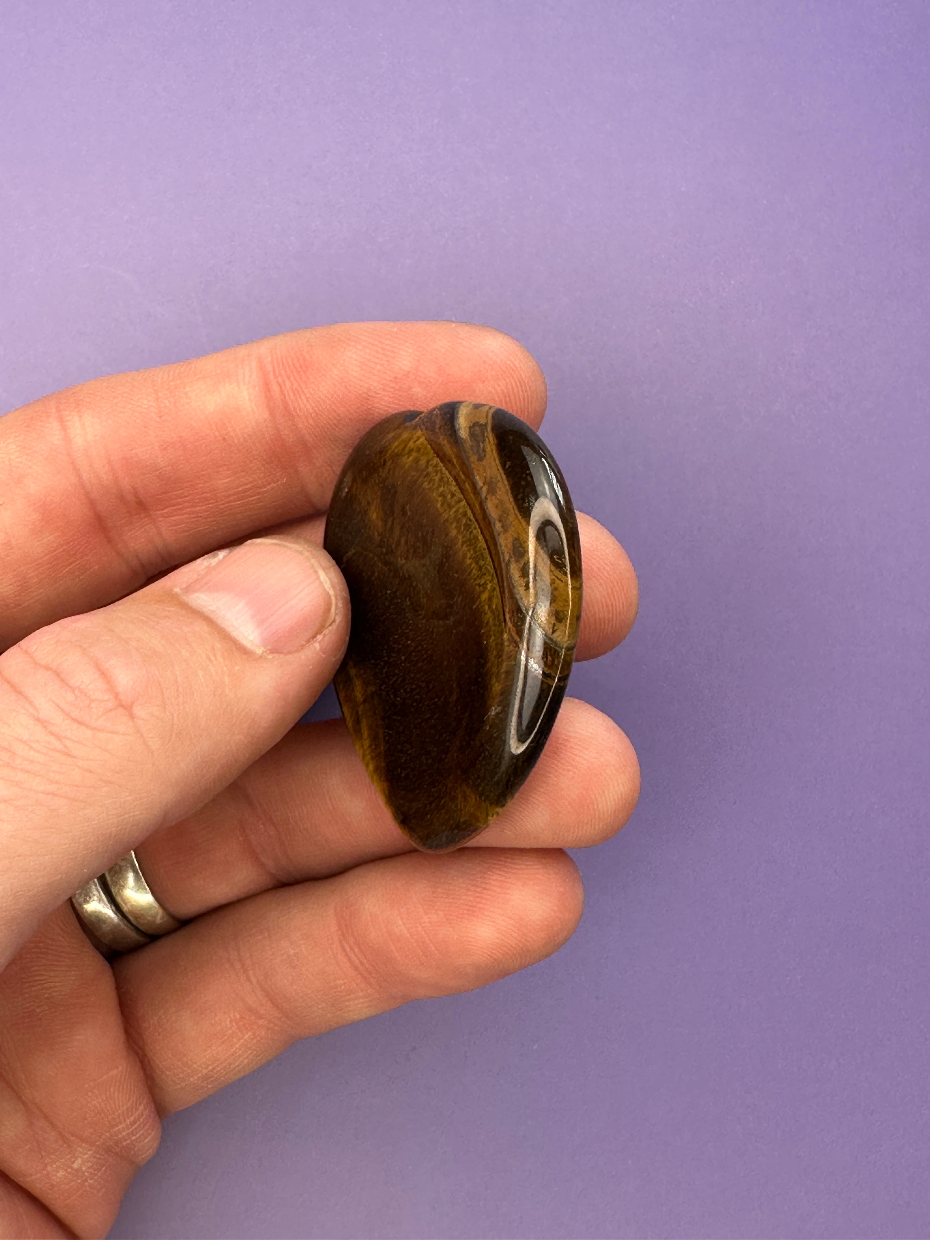 Tigers eye - Heart thumbstone