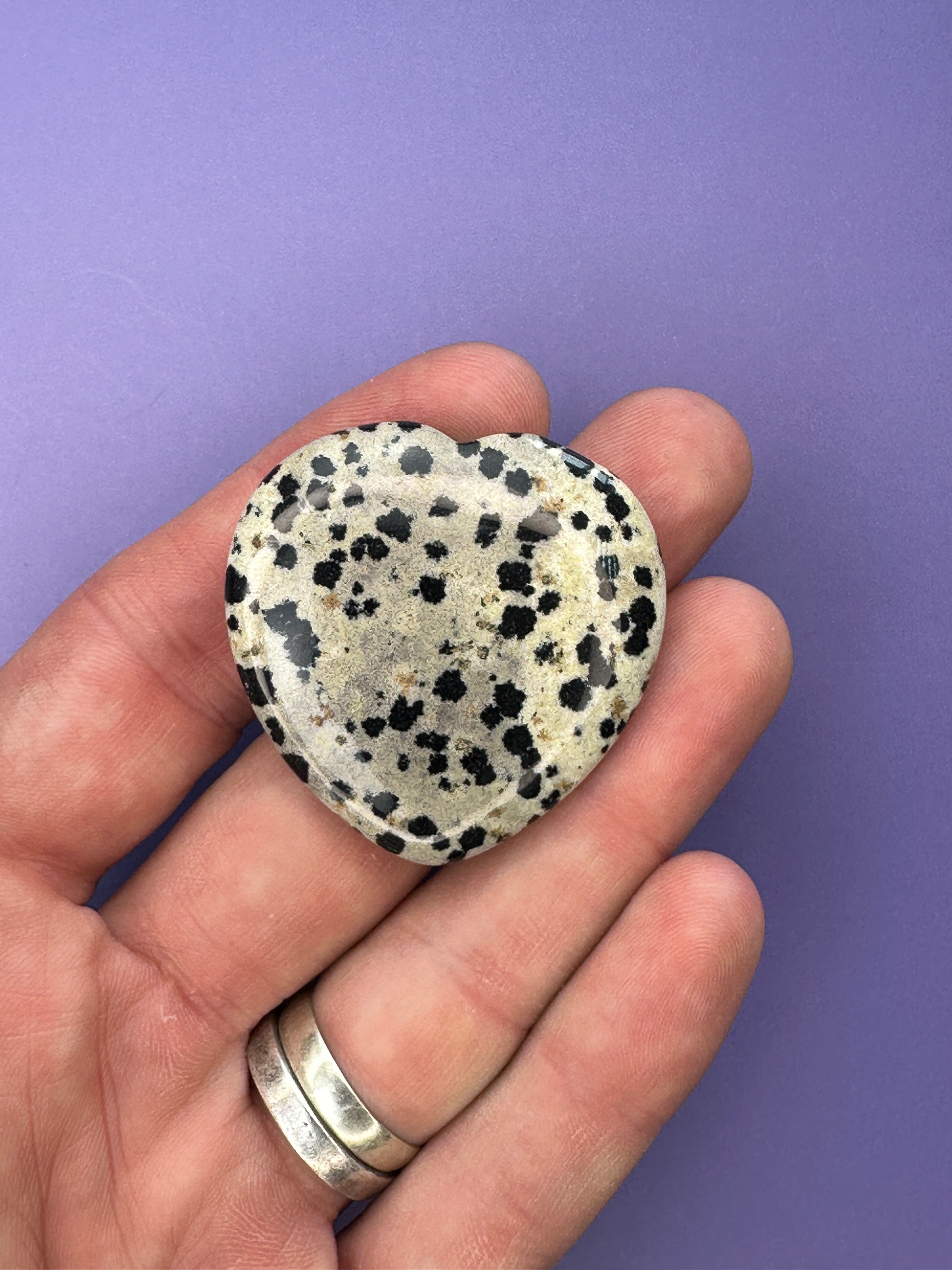 Dalmatian jasper - Heart thumbstone