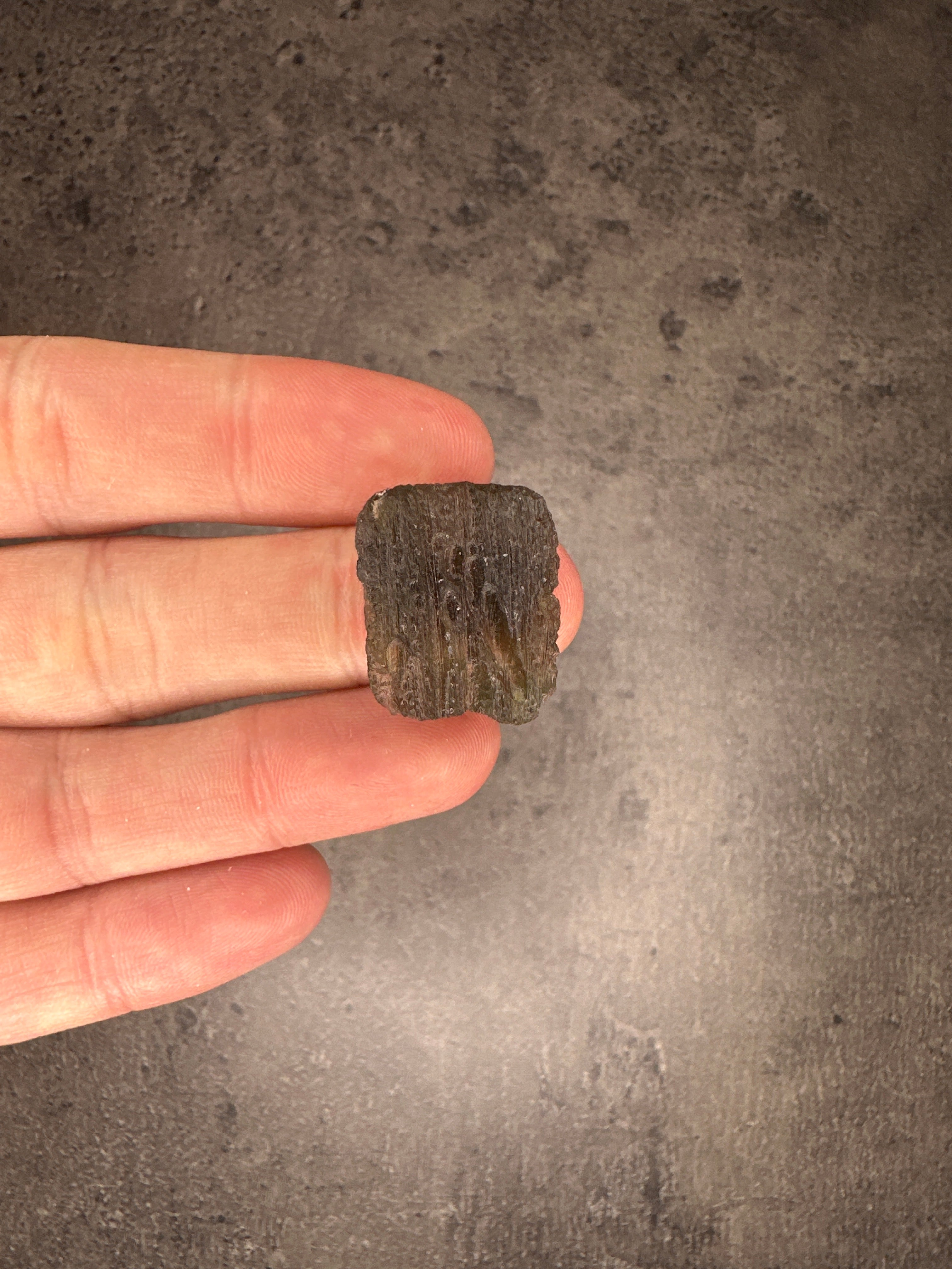 Moldavite - Rough/raw pieces