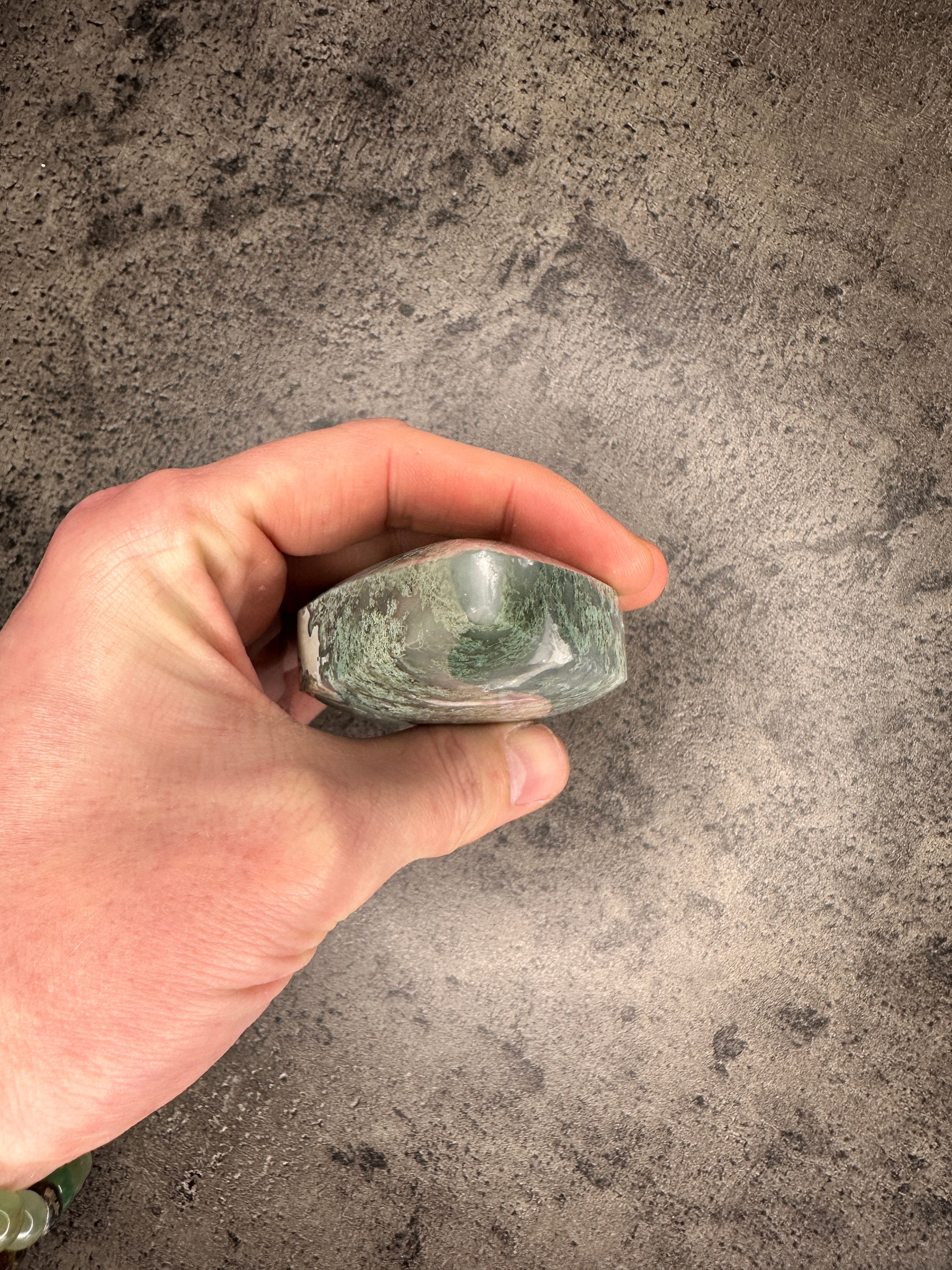 Moss agate - Free standing teardrop