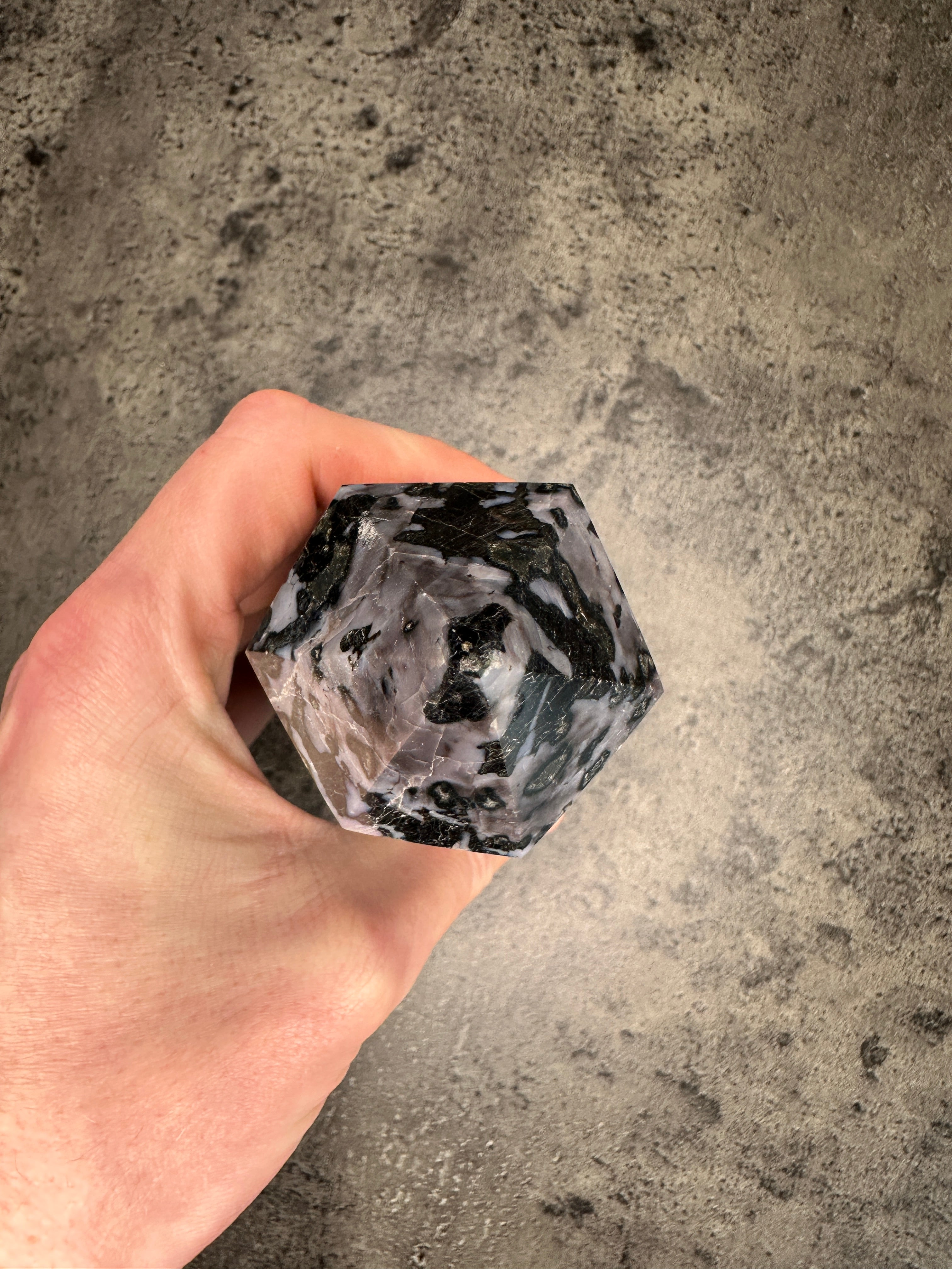 Indigo gabbro - XL Tower